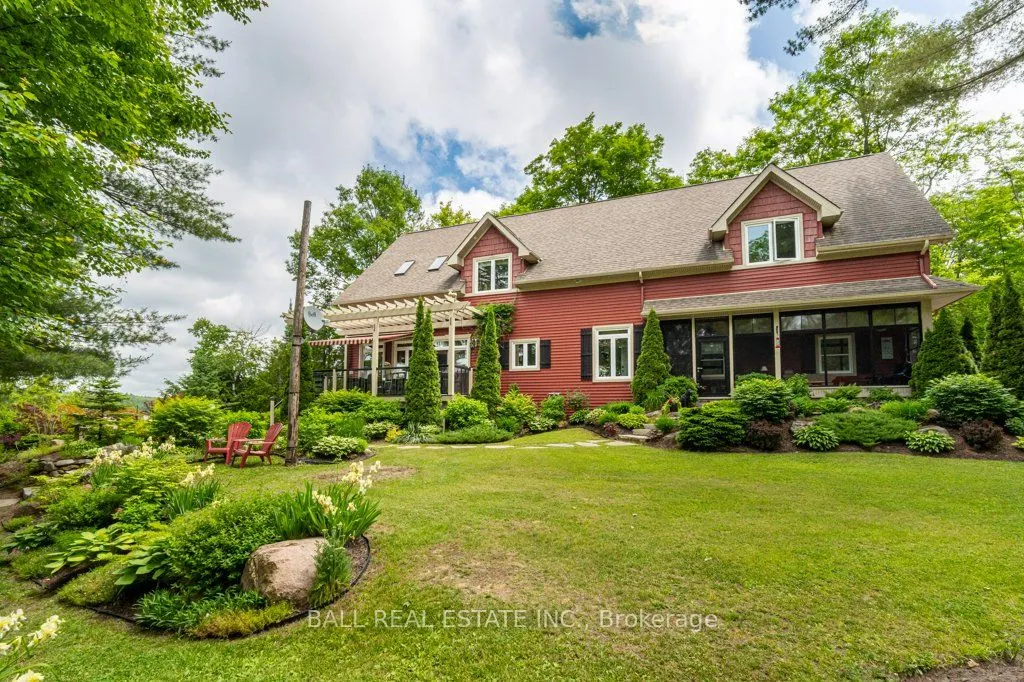 32 Shadowood Lane