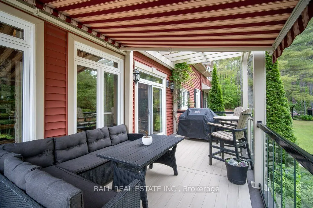32 Shadowood Lane
