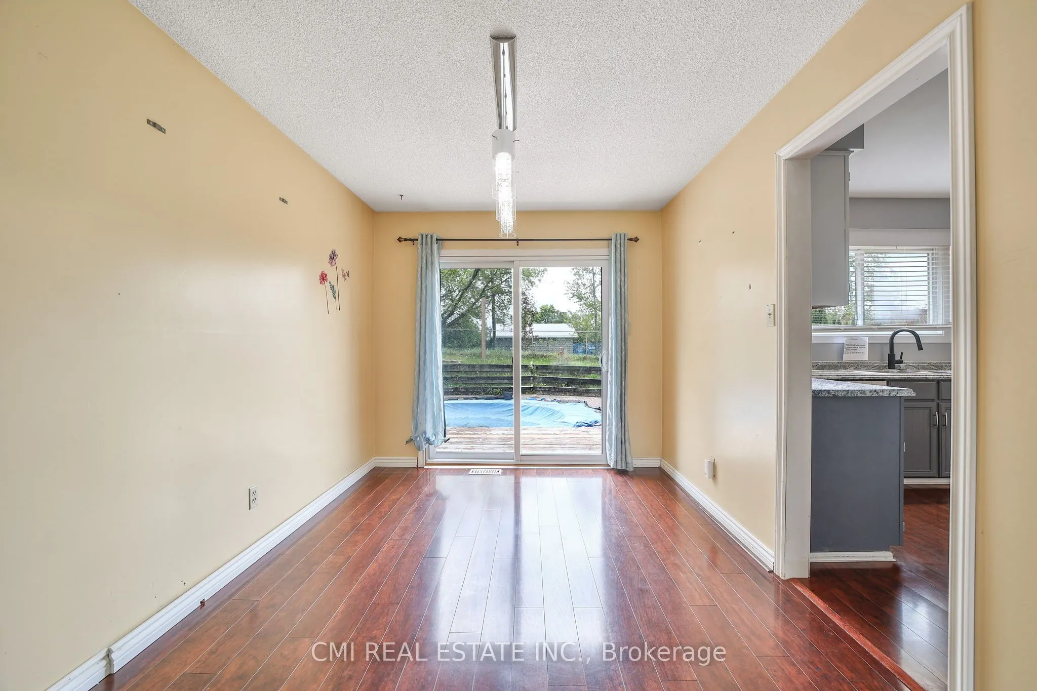 1 Jeffery Drive