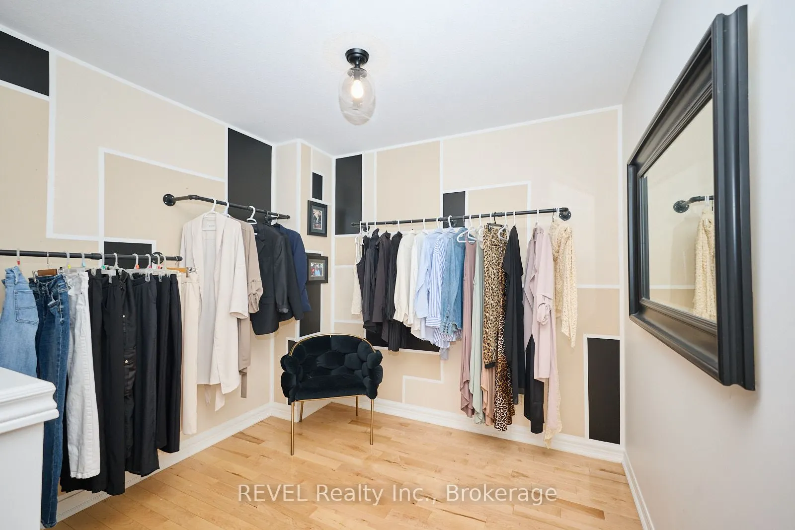 26 Vintners Lane