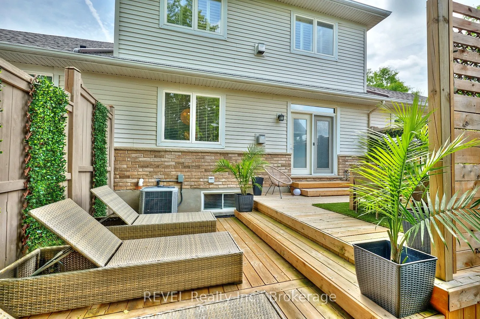 26 Vintners Lane