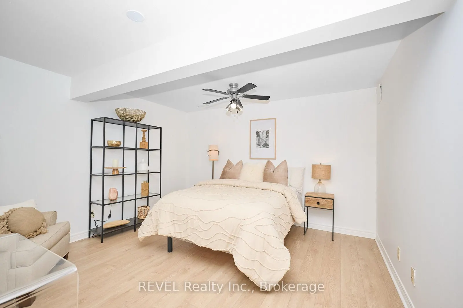 26 Vintners Lane