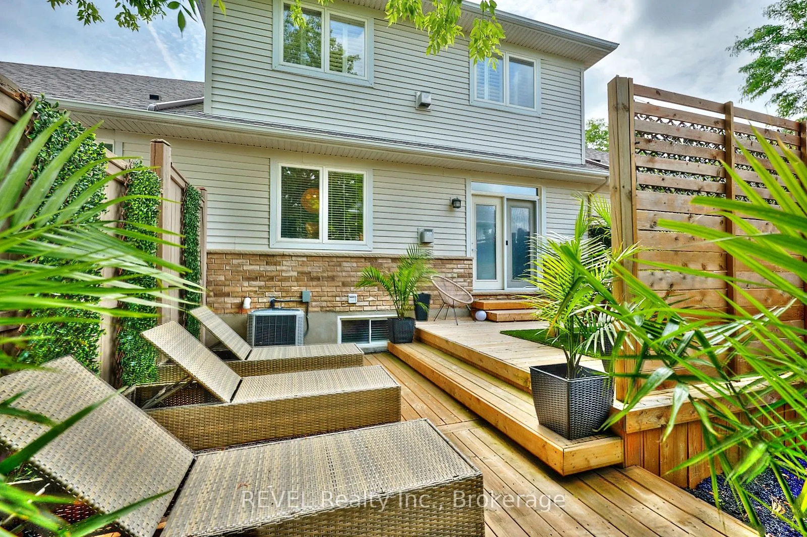 26 Vintners Lane