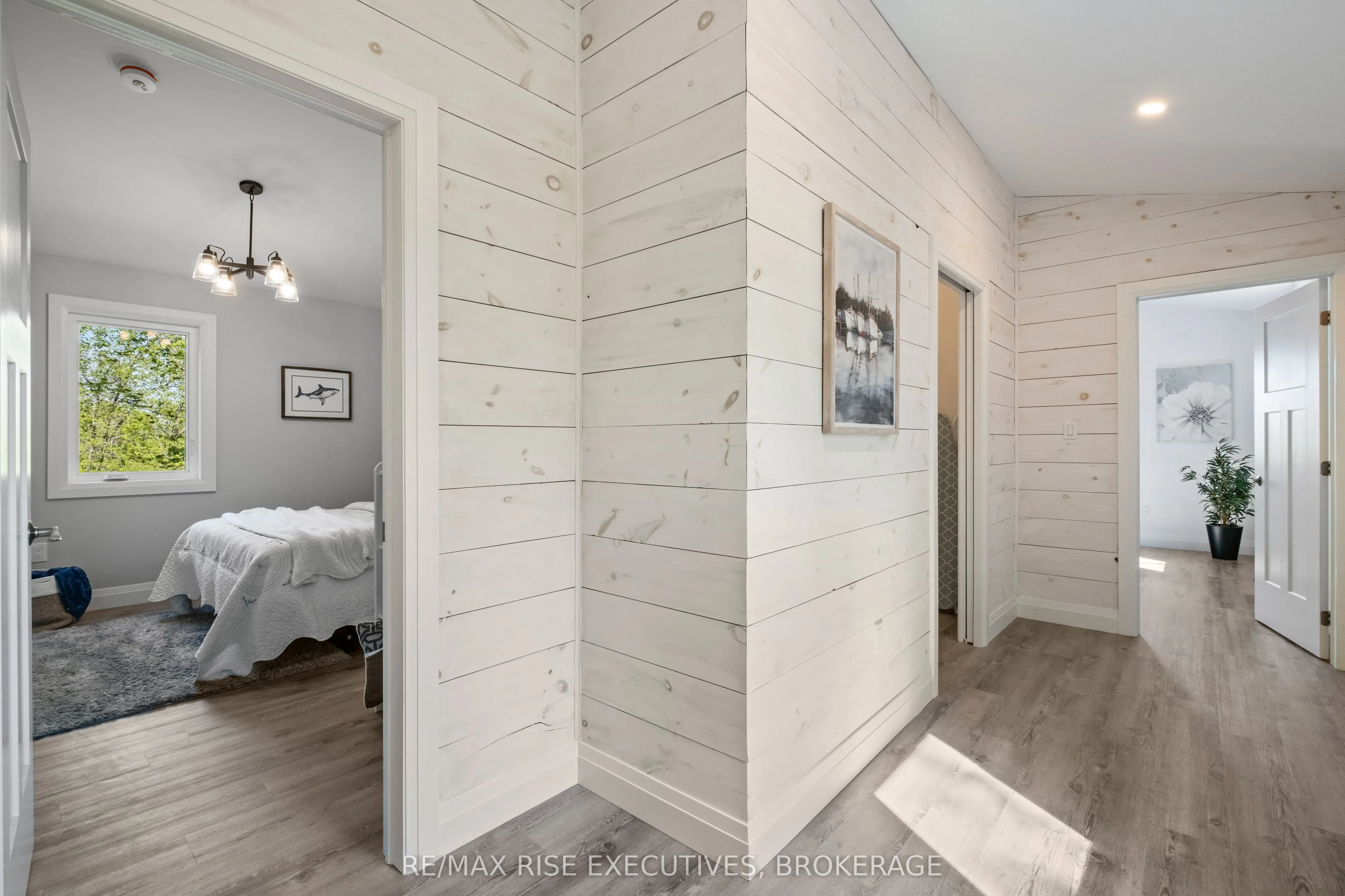 1022 Briscoe Bay Lane