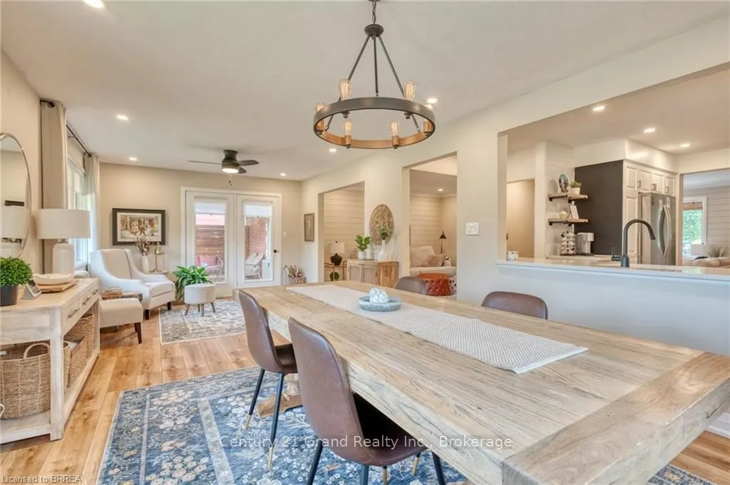 26 Simcoe Boulevard