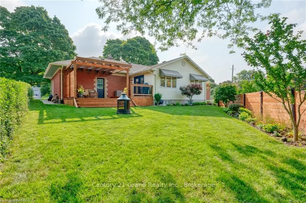 26 Simcoe Boulevard