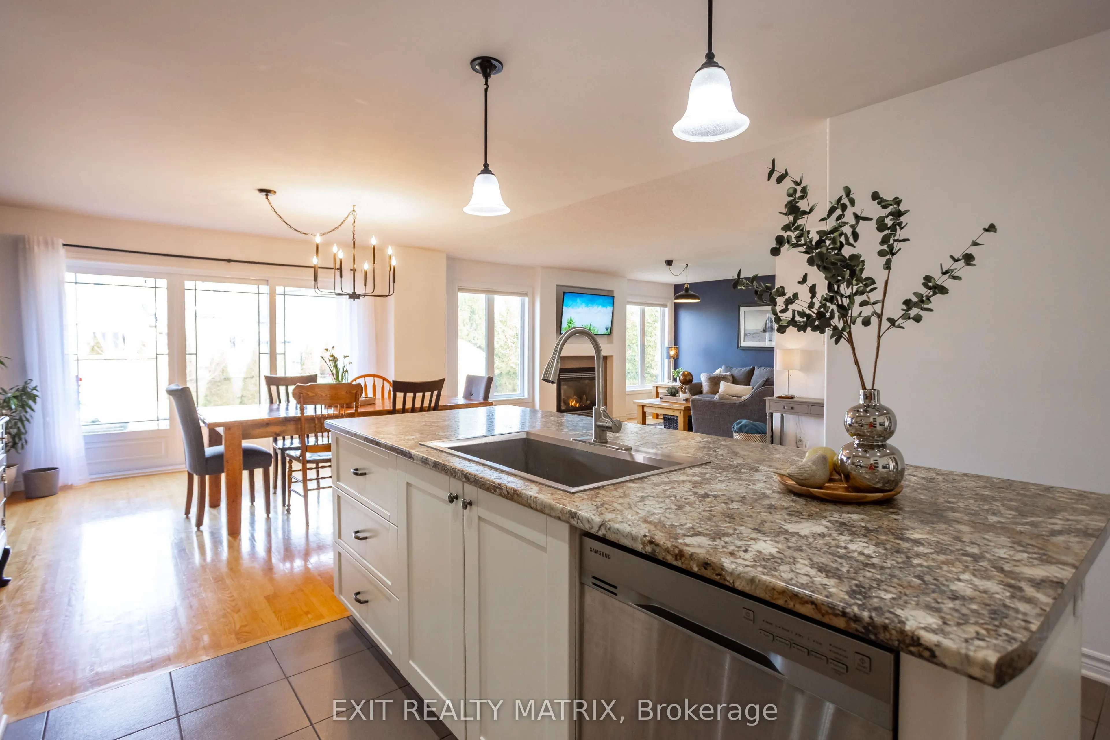 228 Olde Towne Avenue