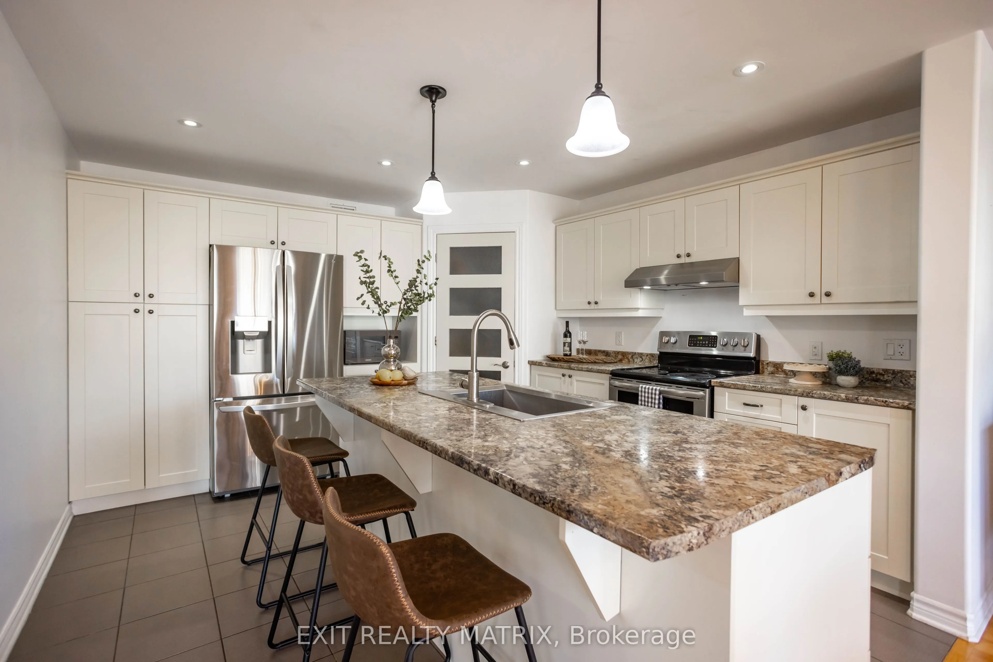 228 Olde Towne Avenue