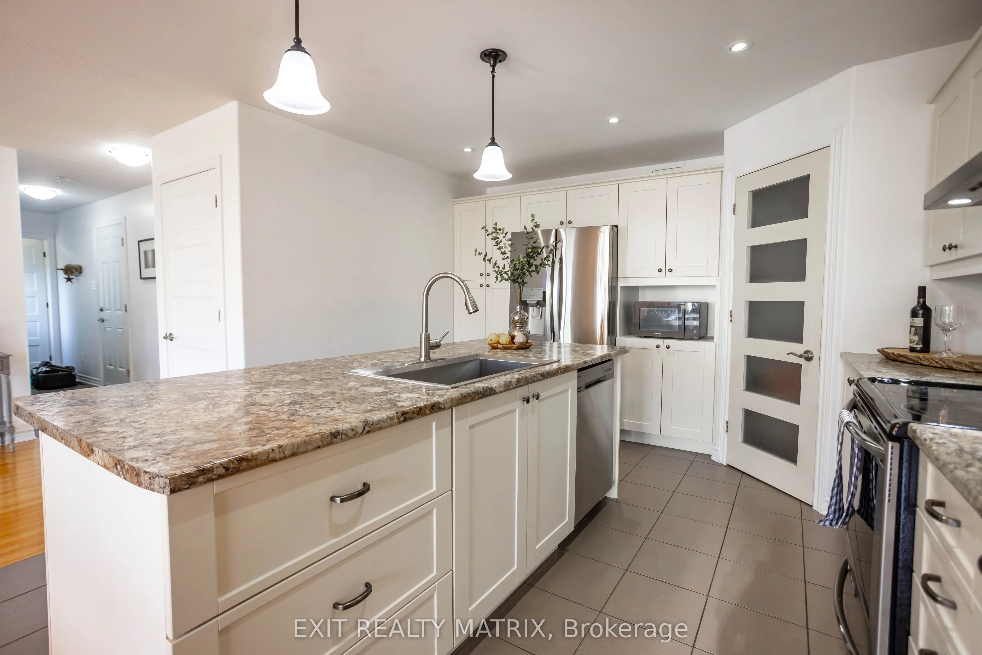 228 Olde Towne Avenue