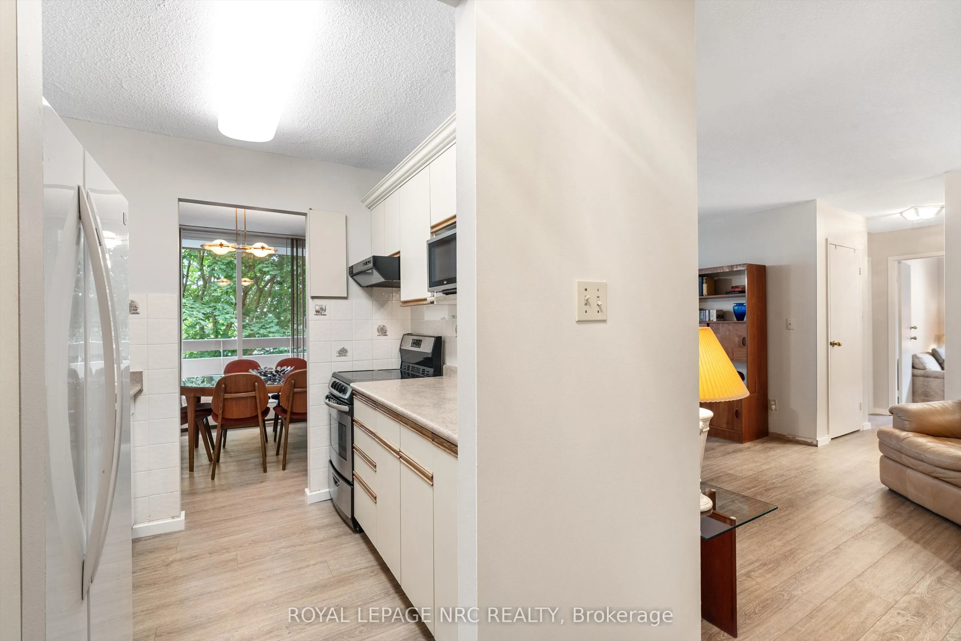 365 Geneva Street, #401