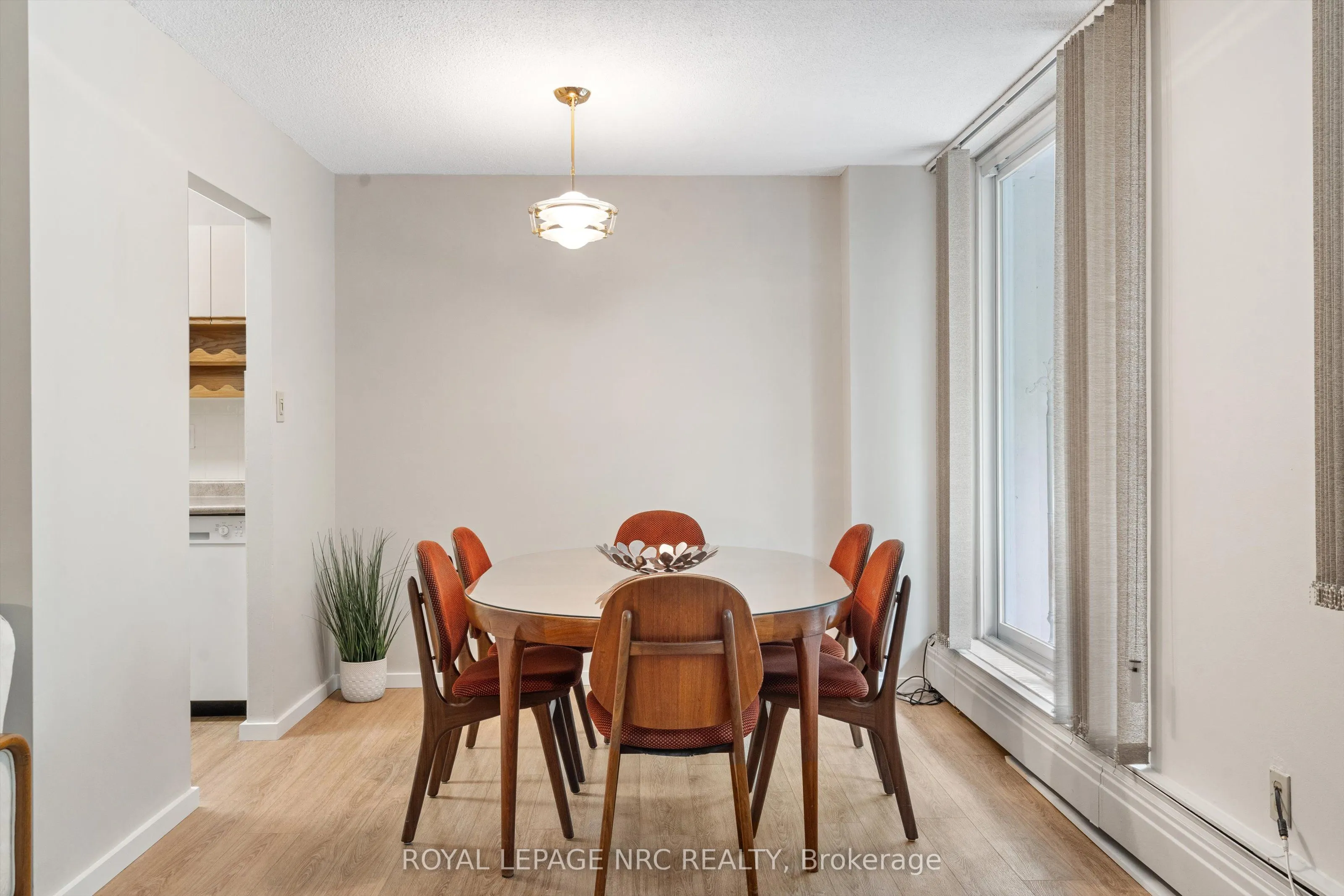 365 Geneva Street, #401