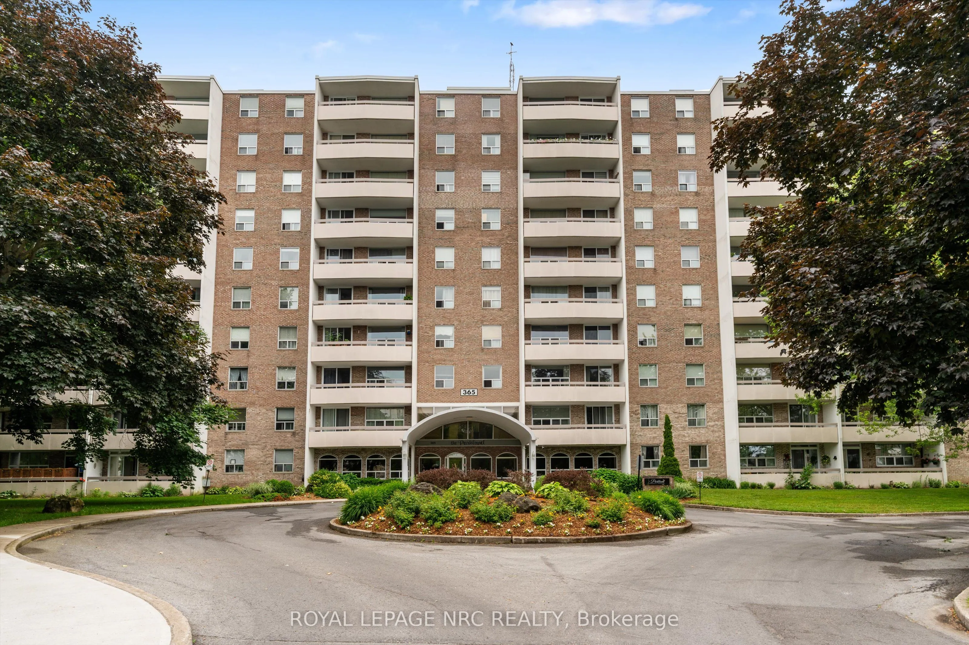 365 Geneva Street, #401