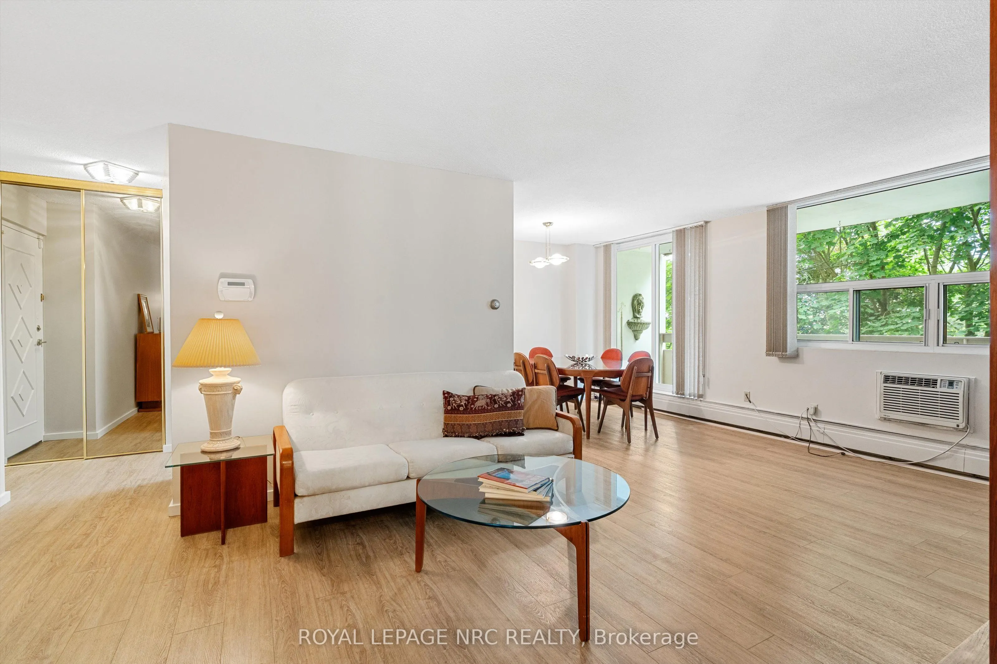 365 Geneva Street, #401