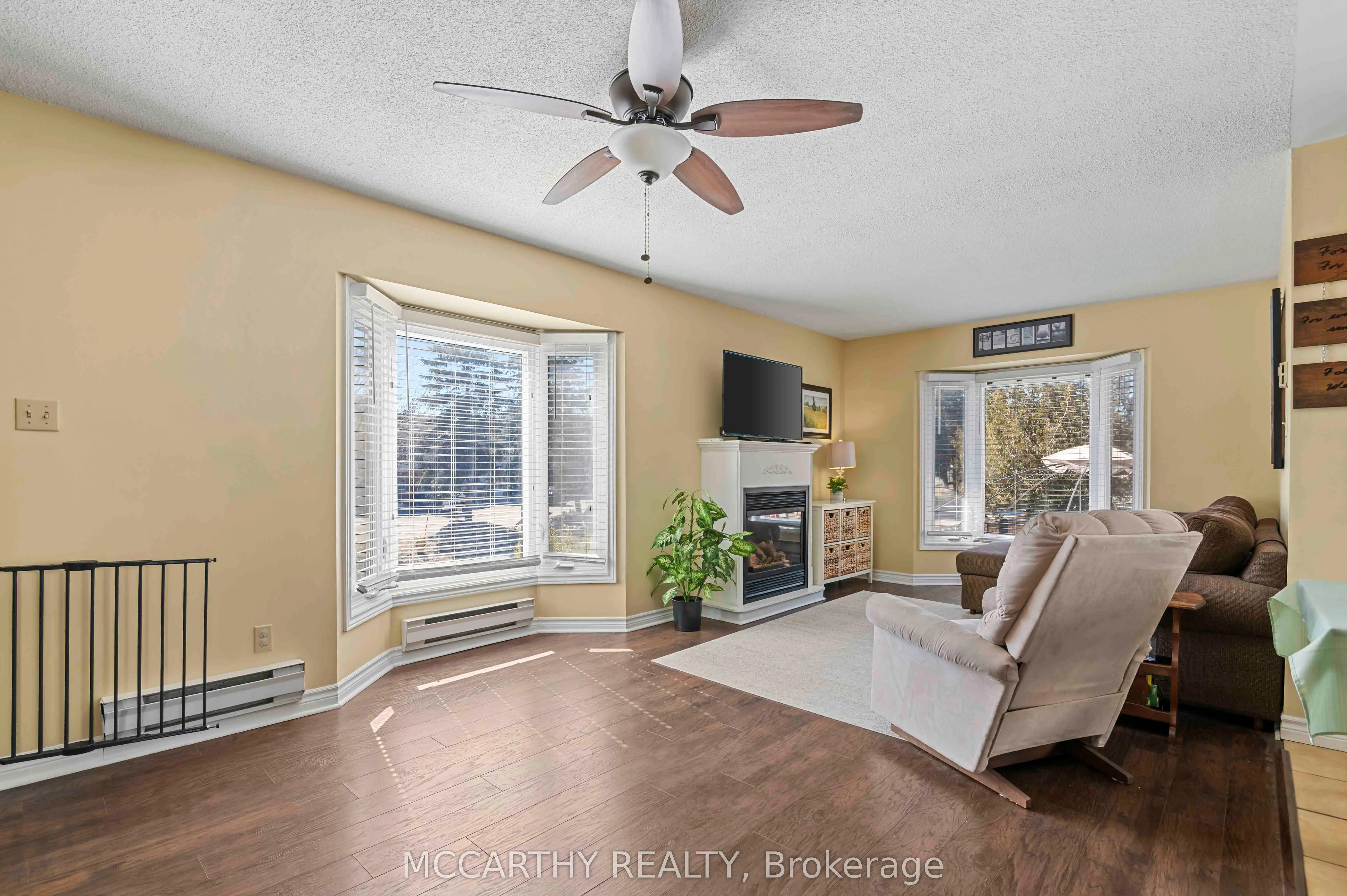 300 Shelburne Place