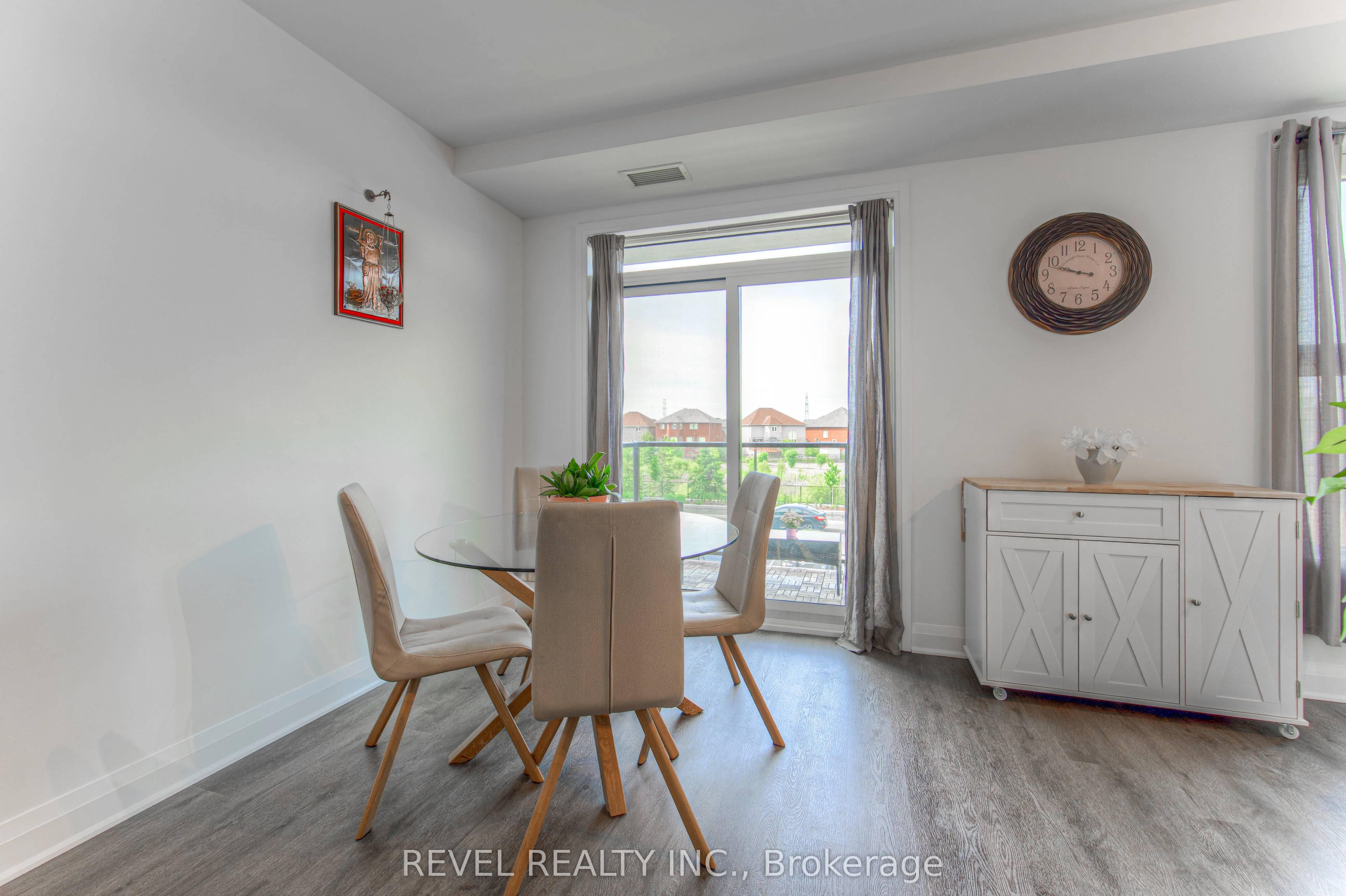 1936 Rymal Road E, #204