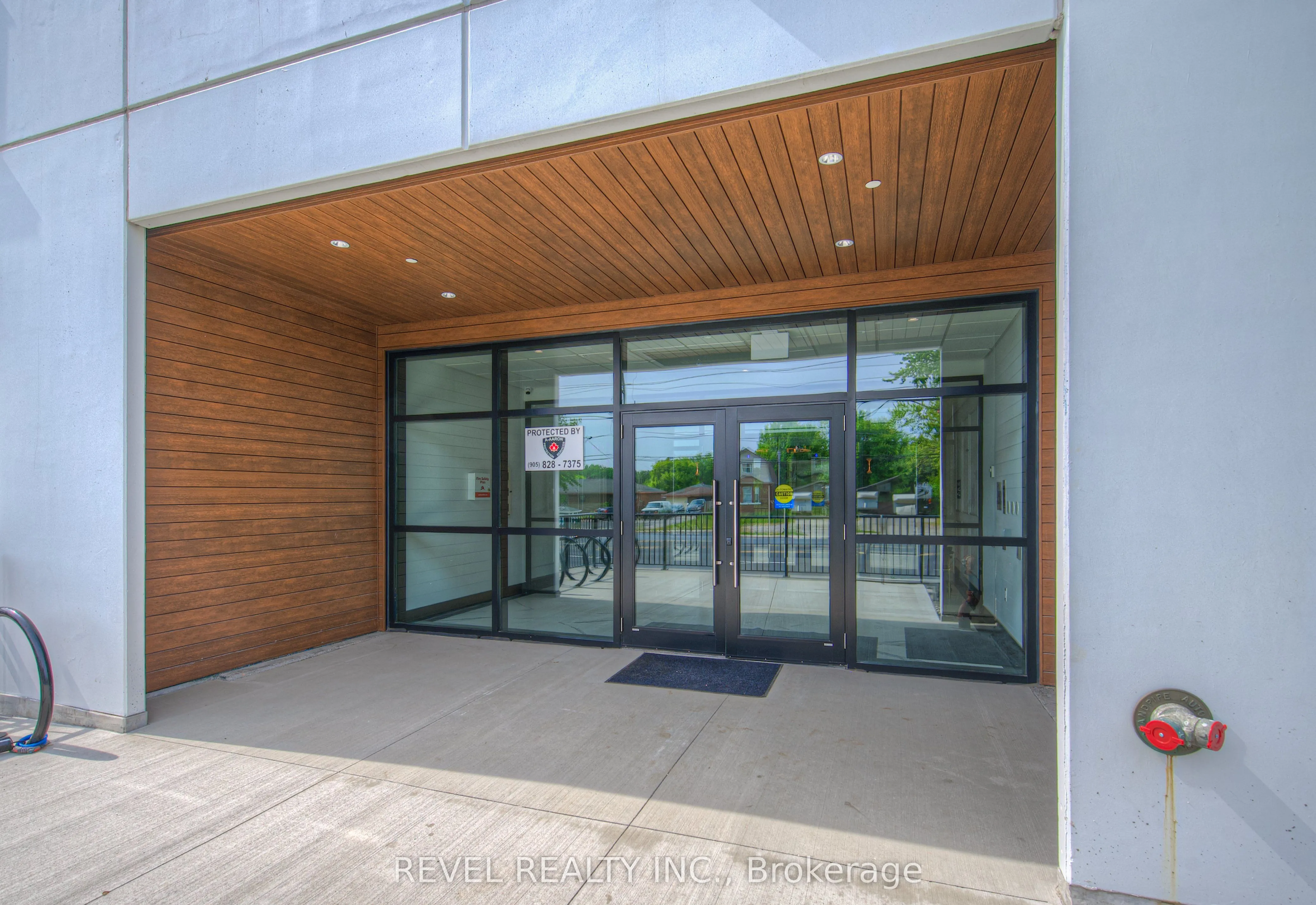 1936 Rymal Road E, #204