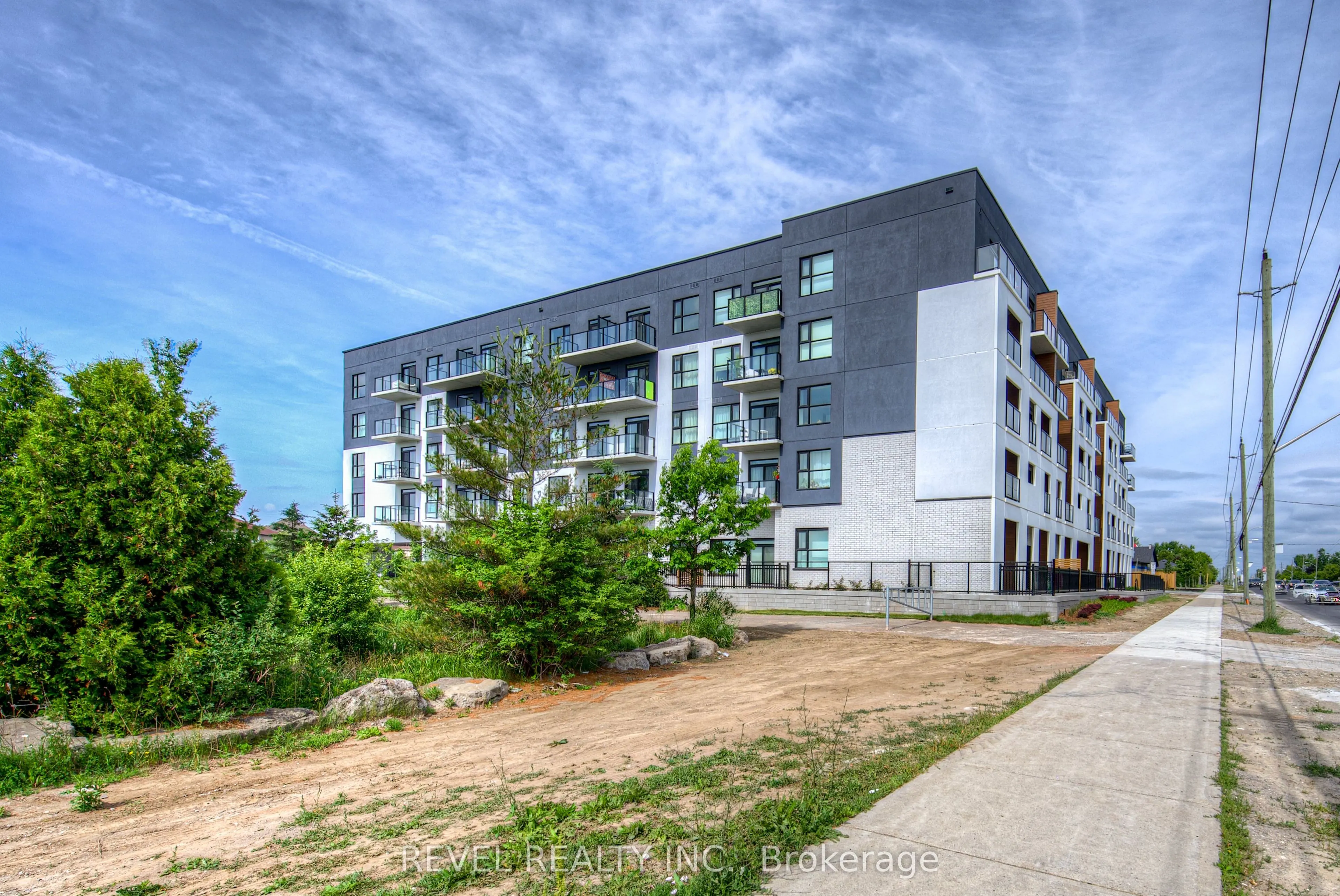1936 Rymal Road E, #204