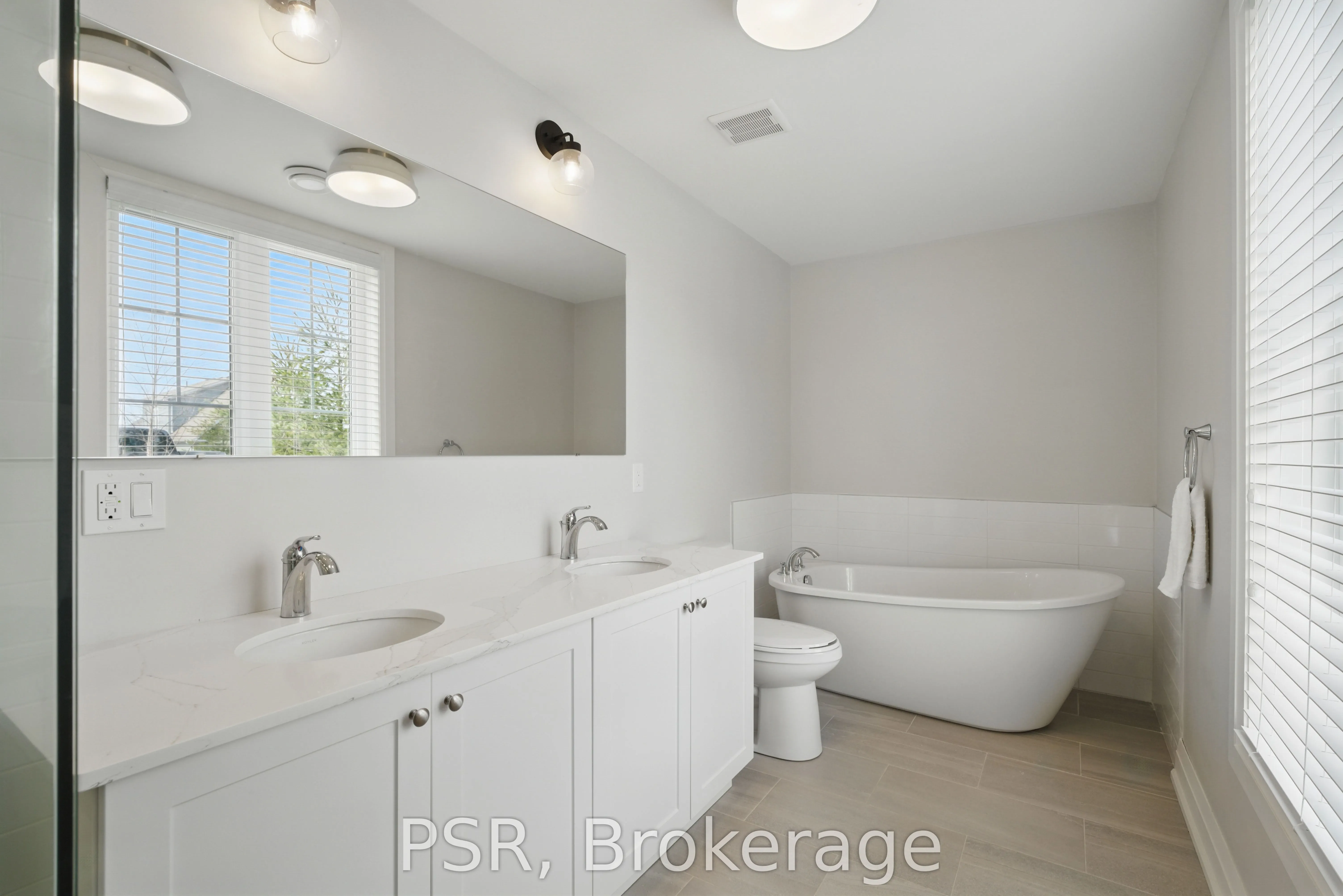 2054 Peninsula Road, #15