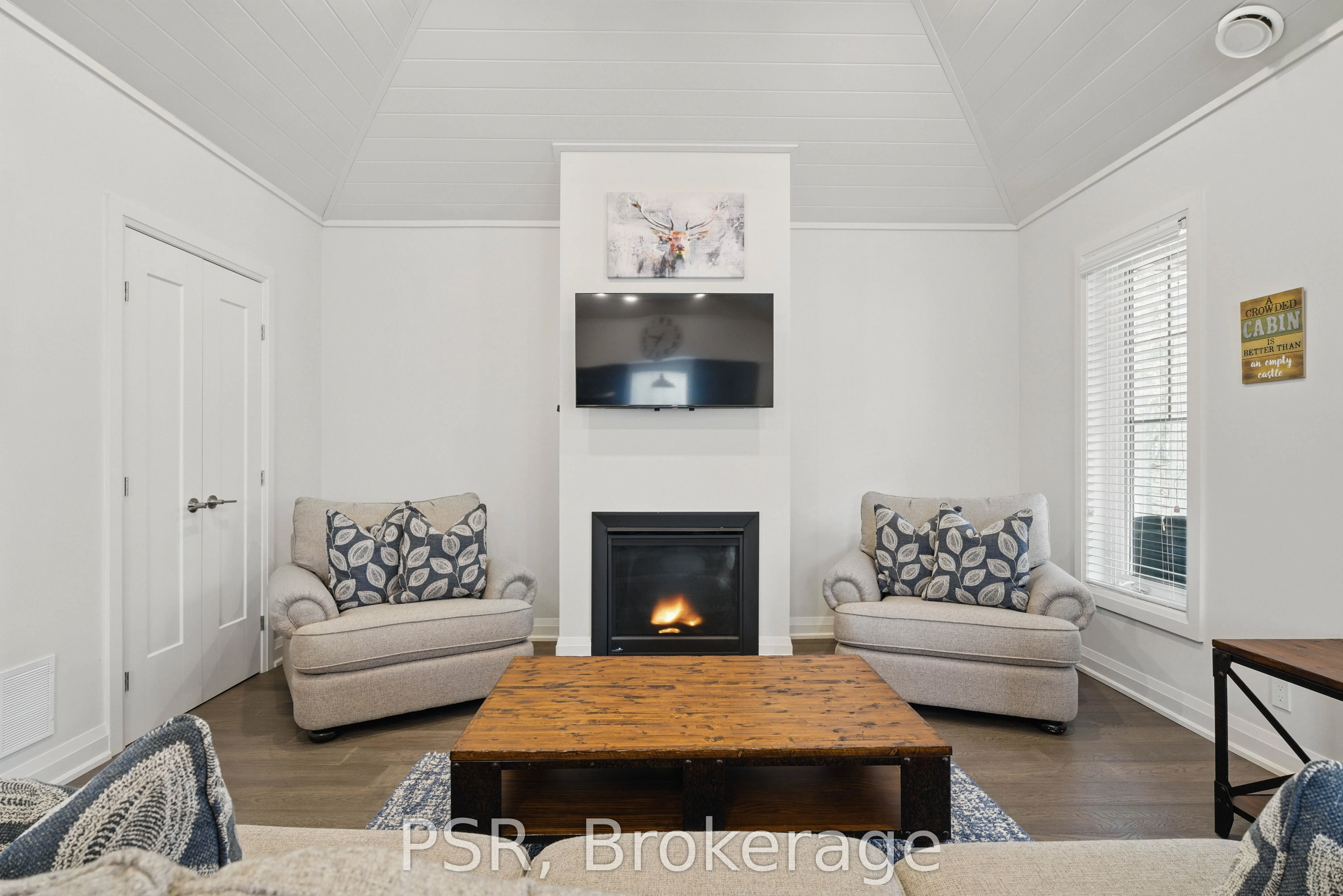 2054 Peninsula Road, #15