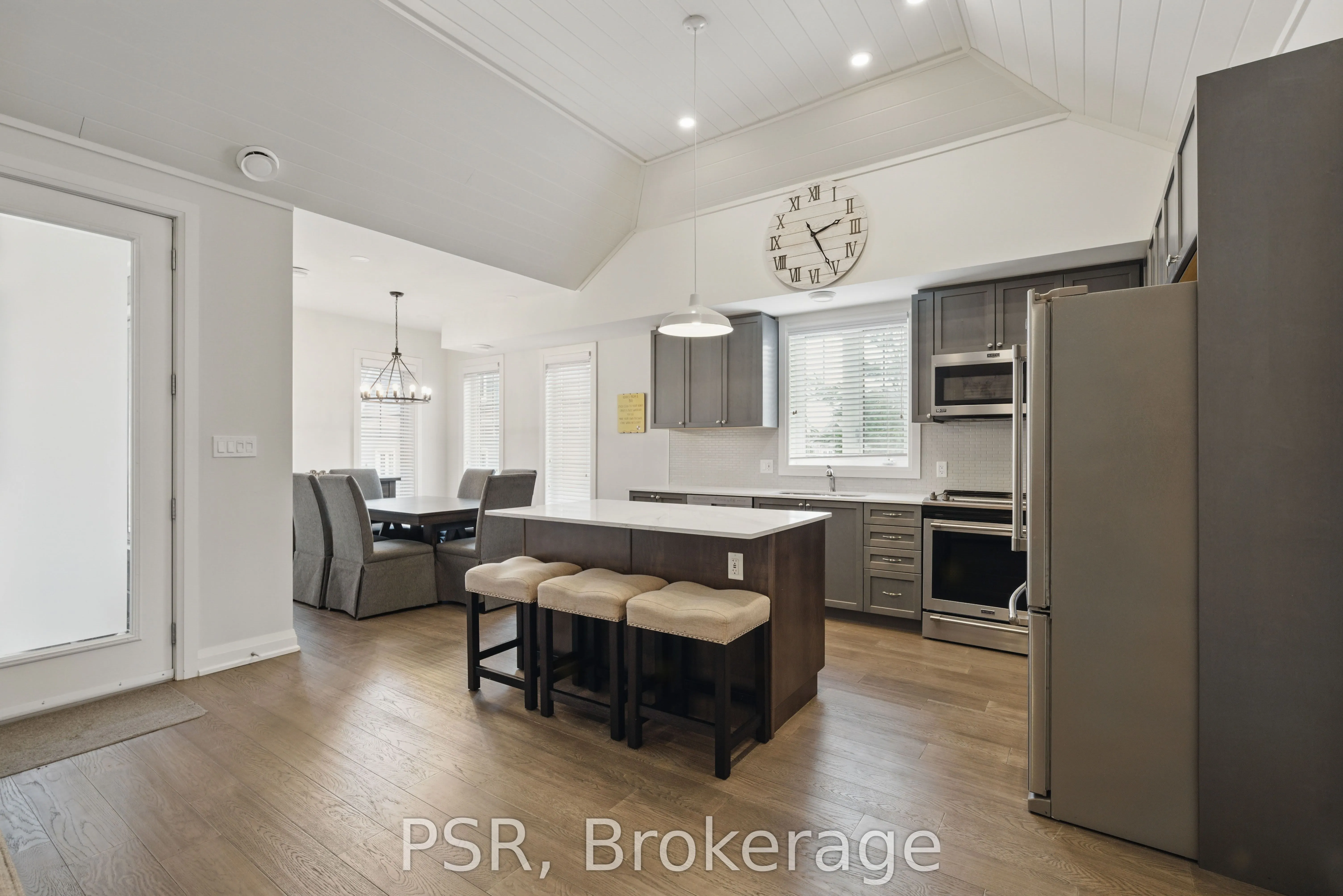 2054 Peninsula Road, #15