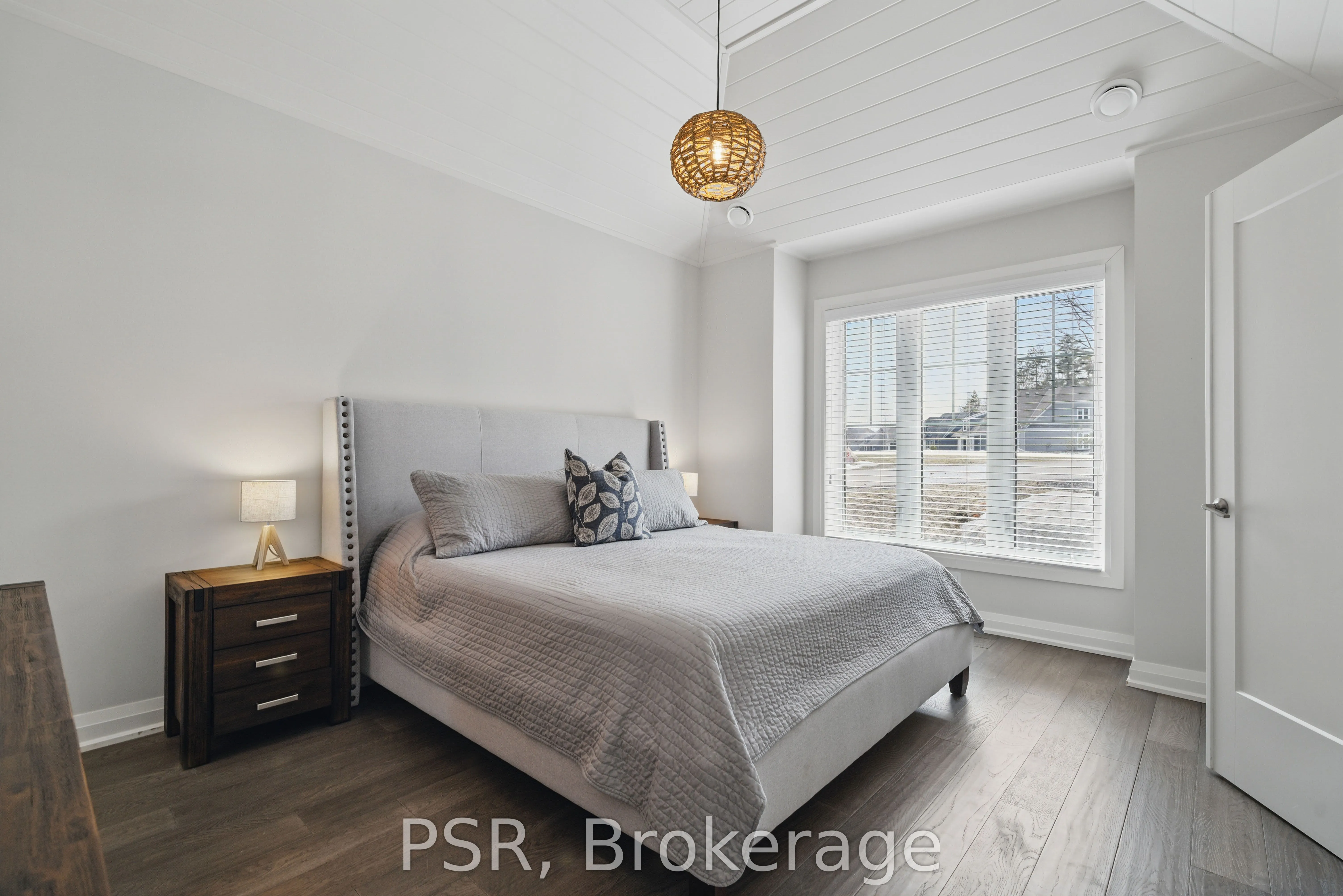 2054 Peninsula Road, #15