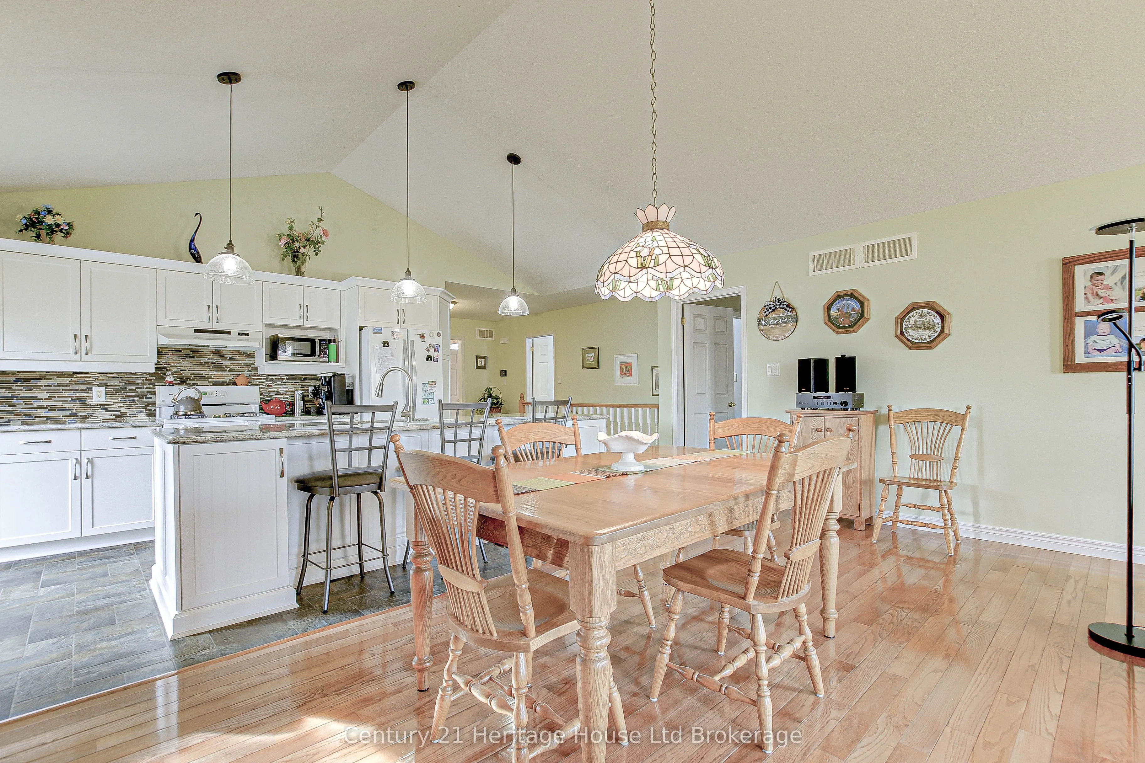 87 Donker Drive, #24