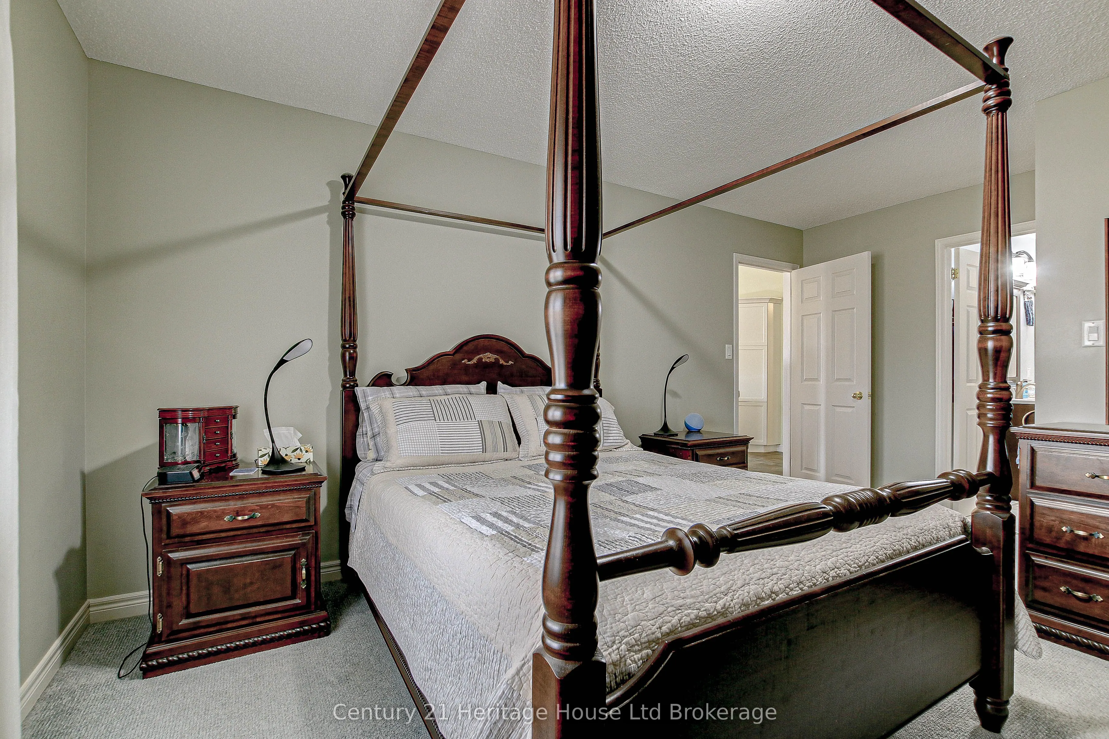 87 Donker Drive, #24