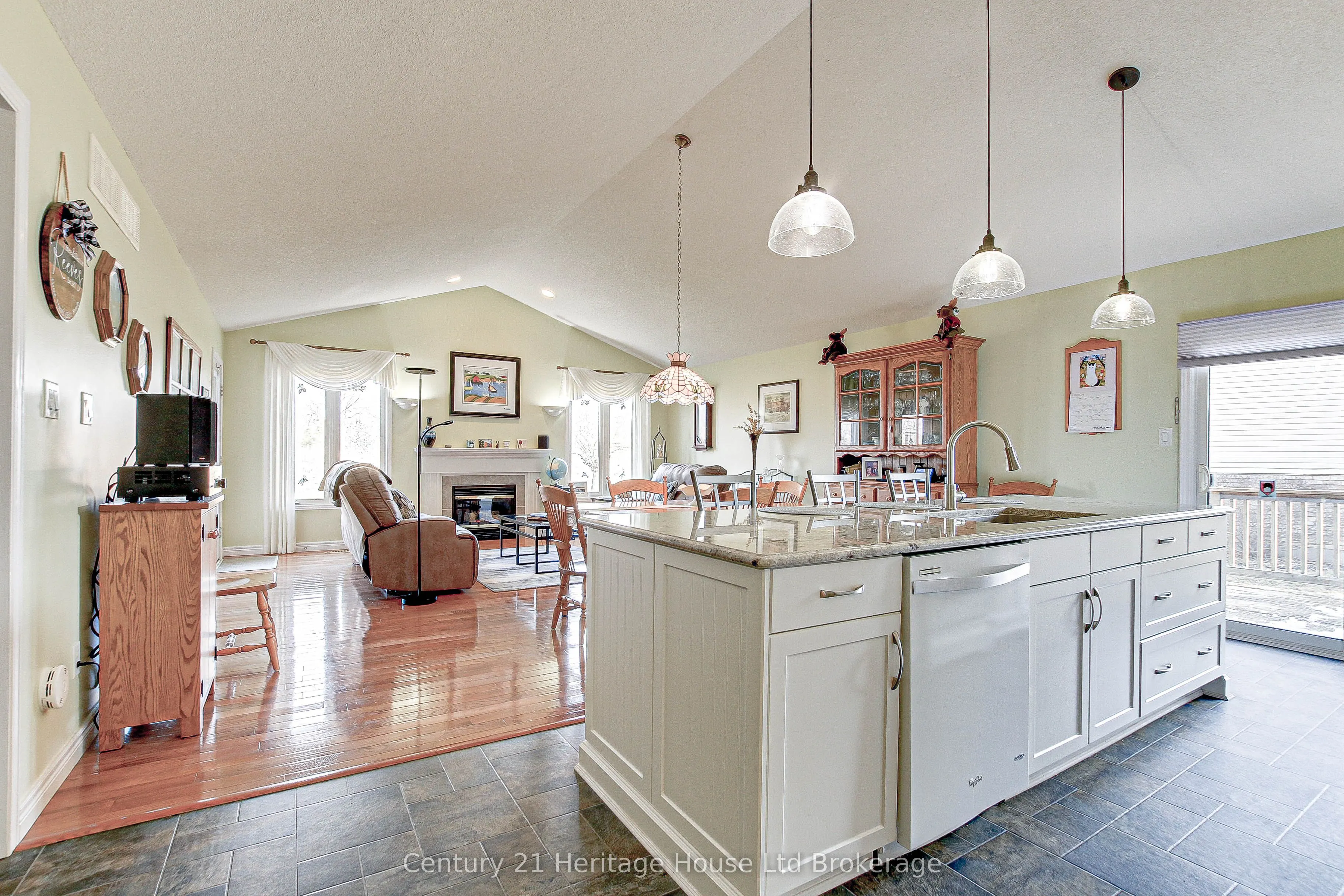 87 Donker Drive, #24