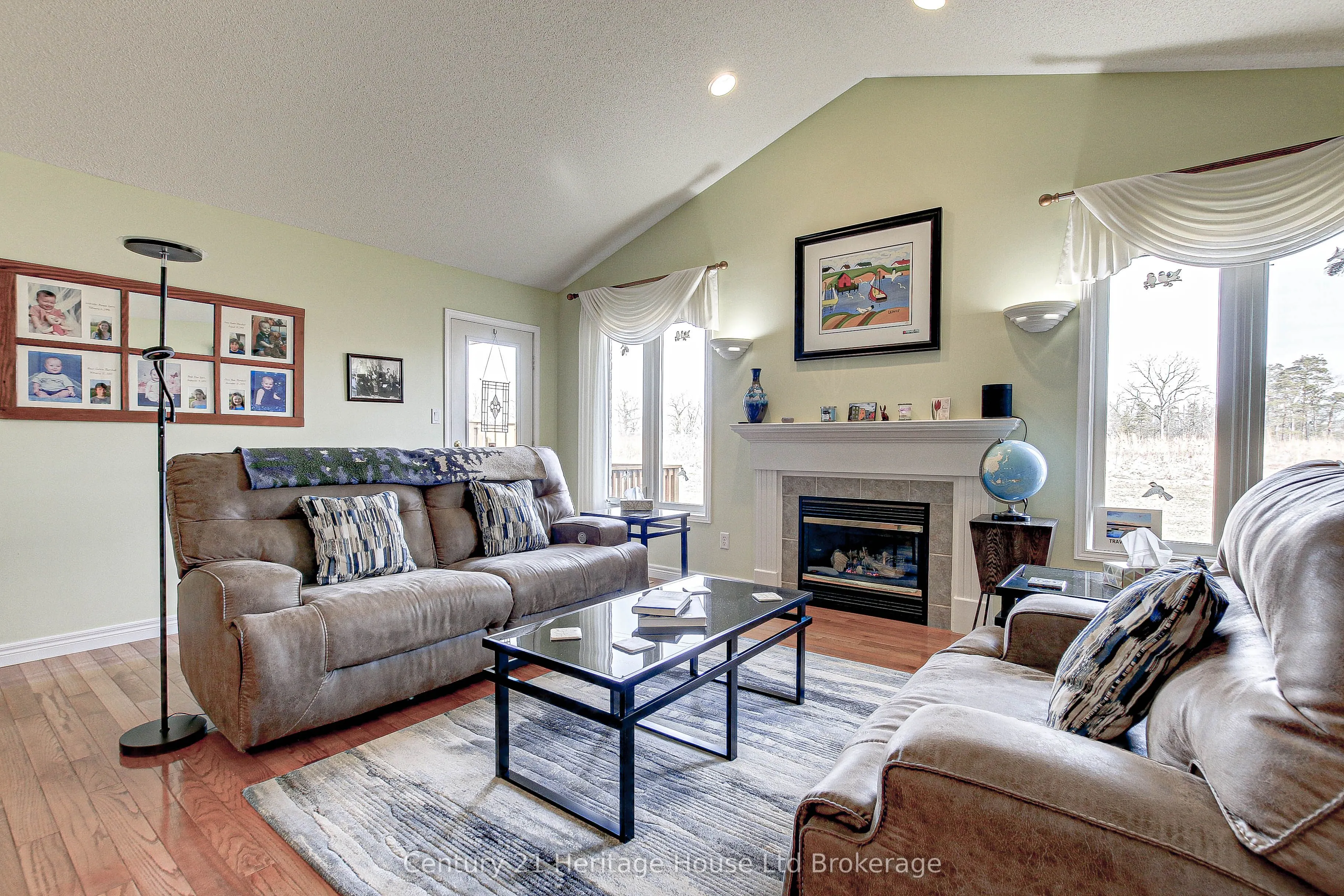 87 Donker Drive, #24