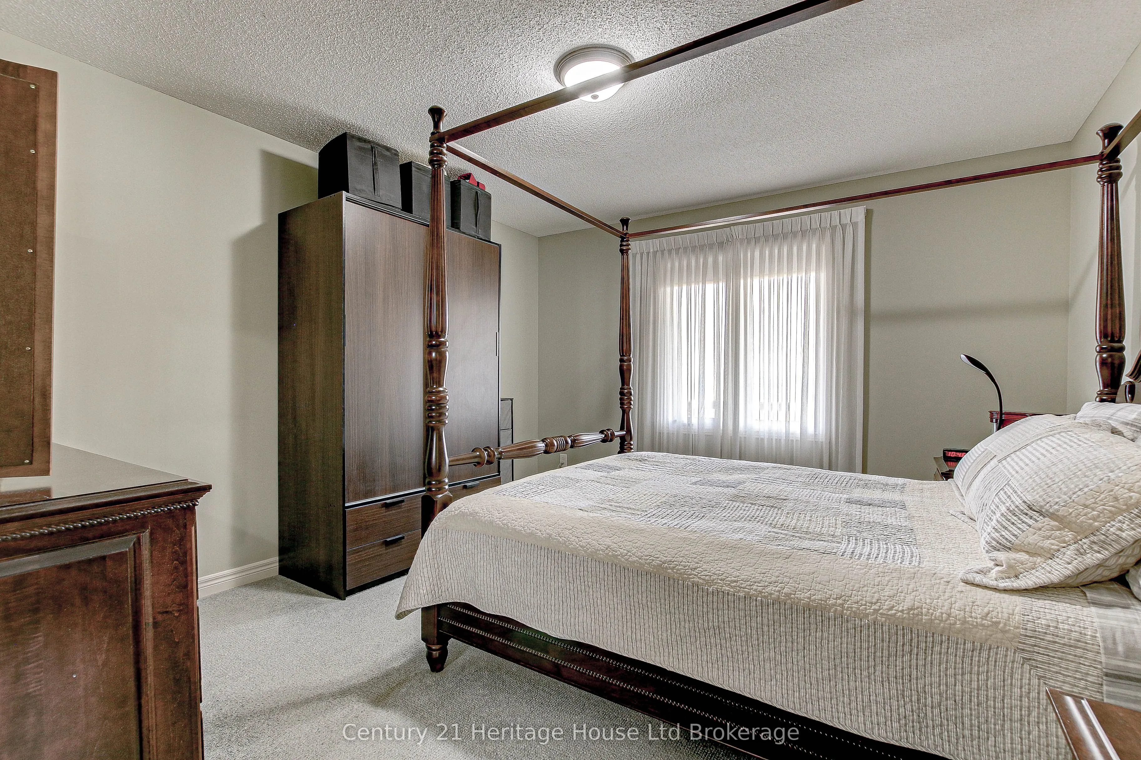 87 Donker Drive, #24