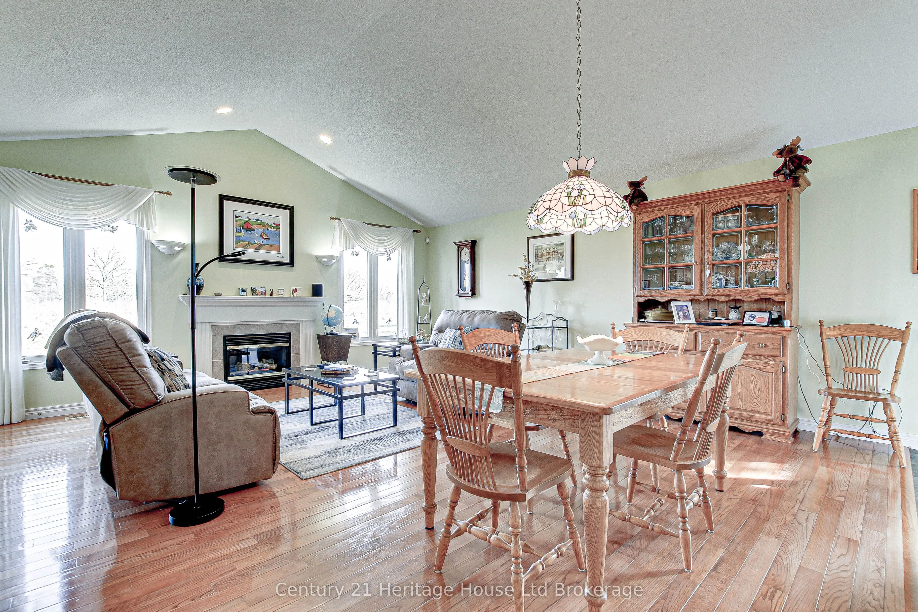 87 Donker Drive, #24