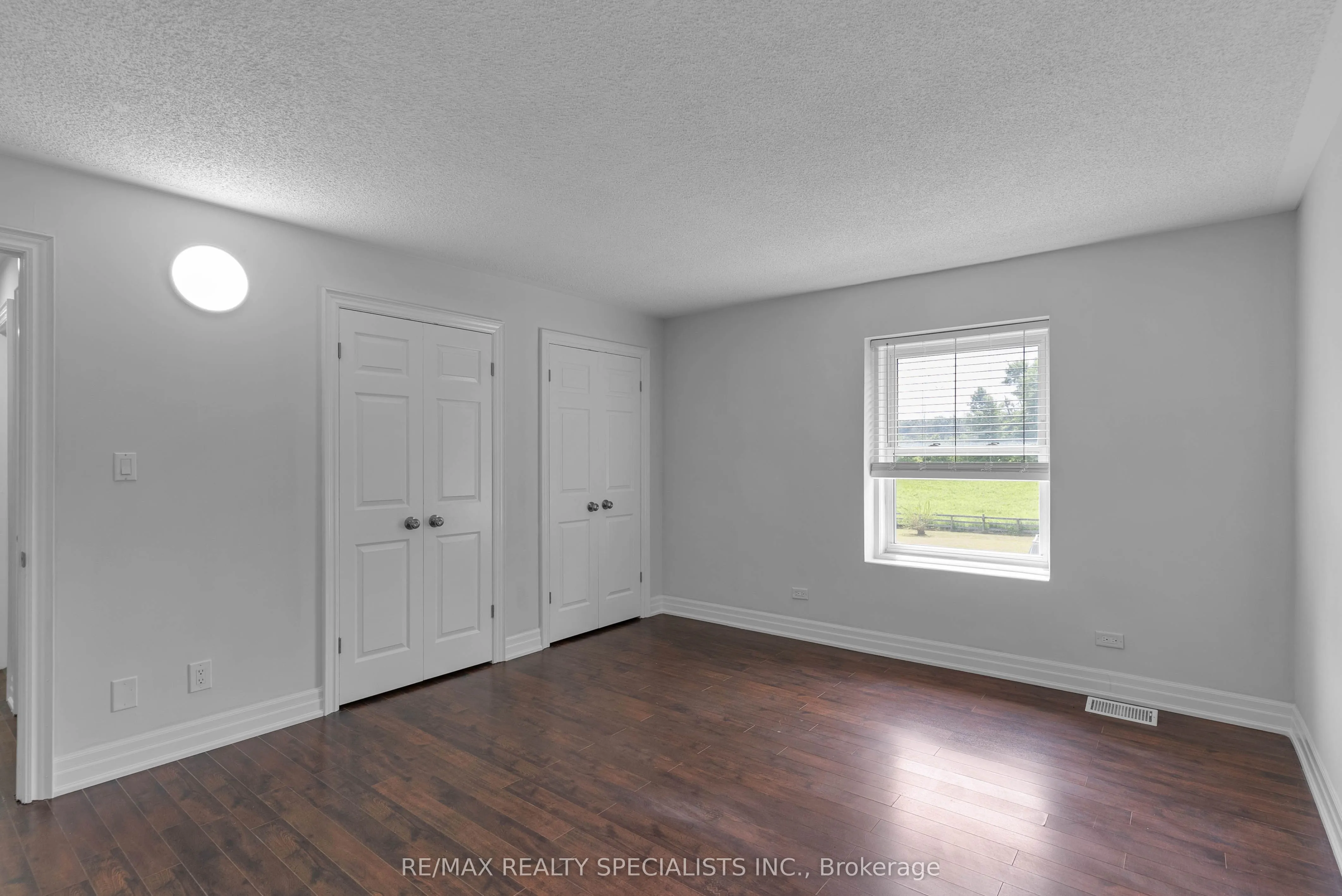 427194 25th Side Road