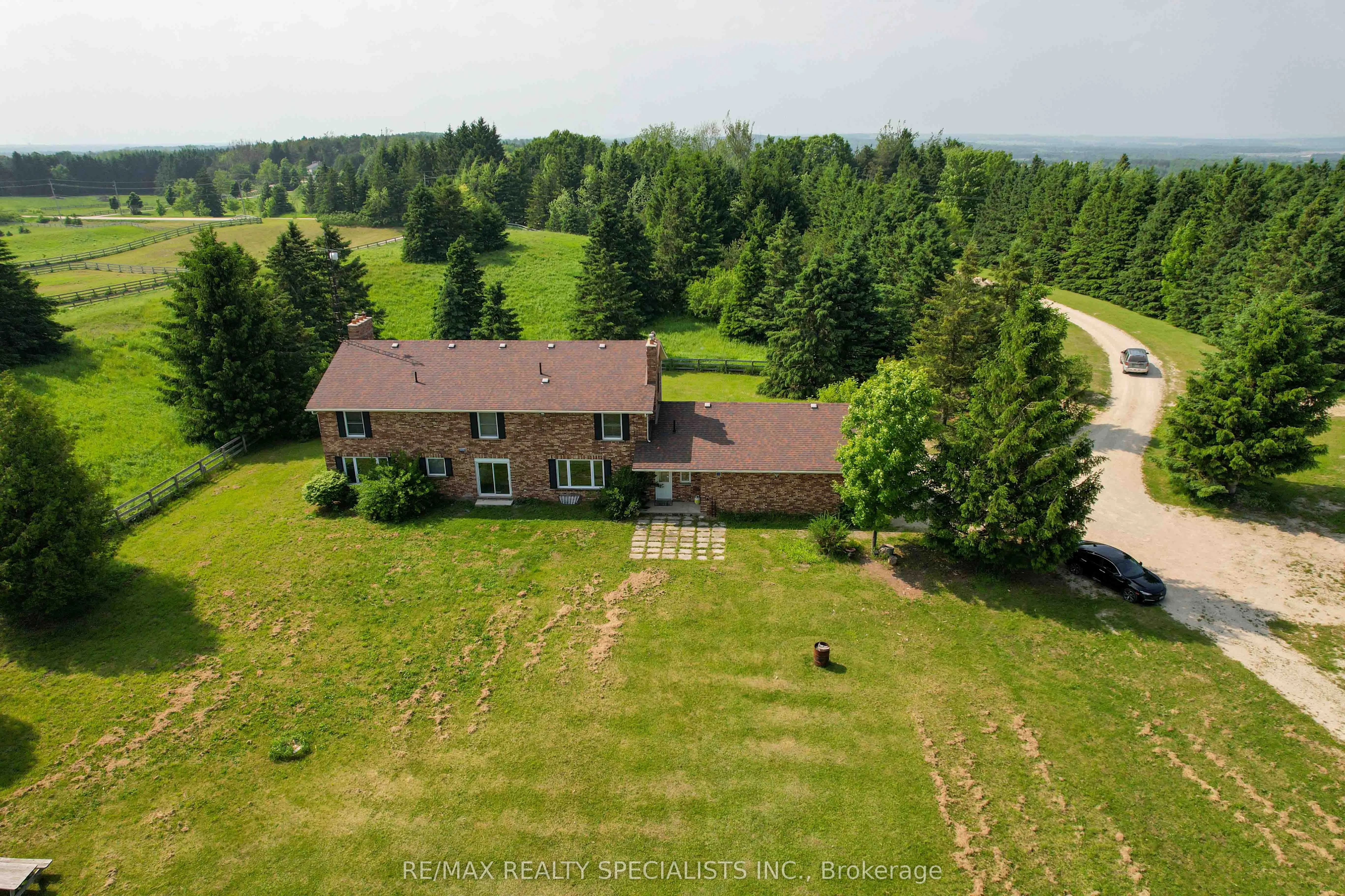 427194 25th Side Road