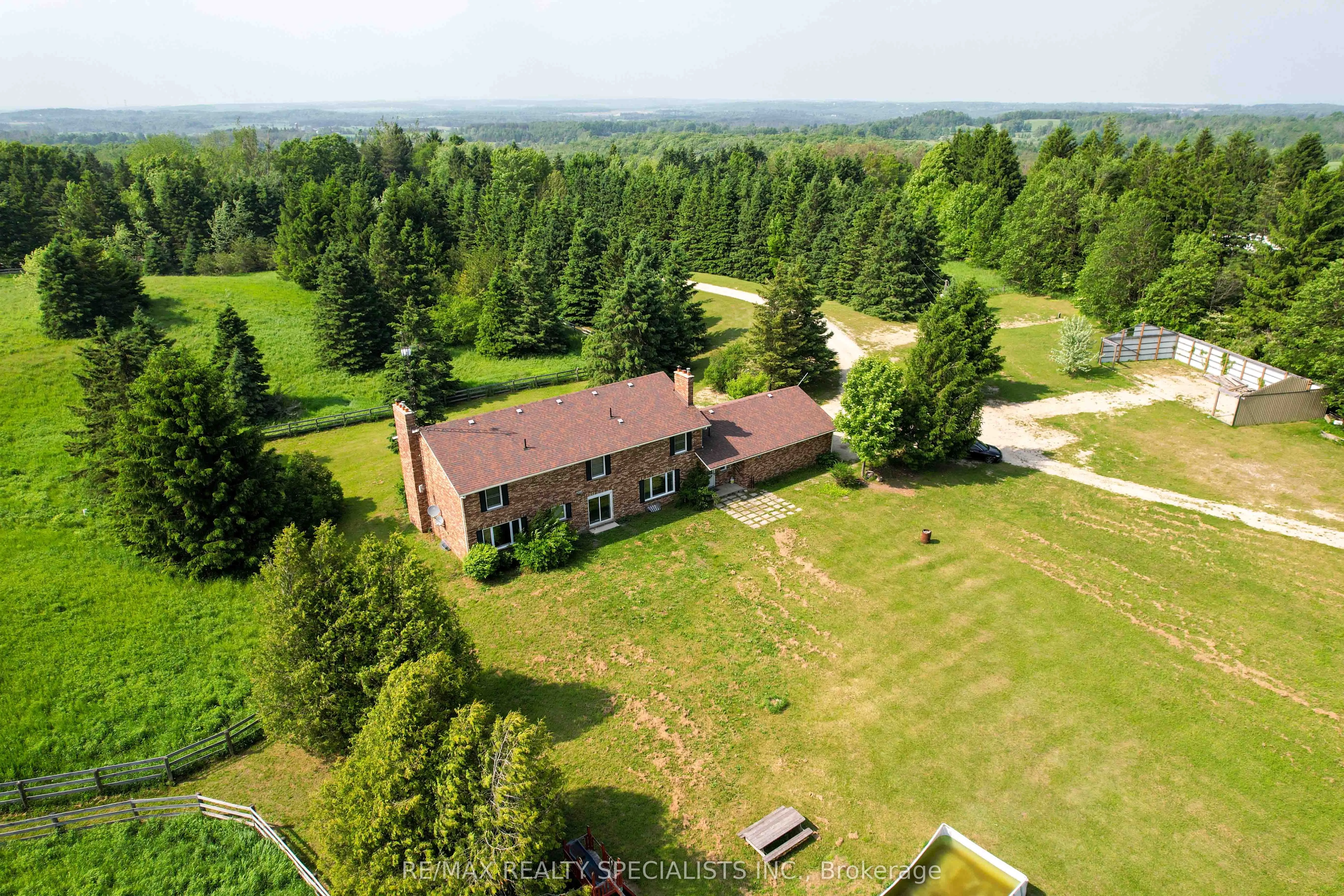 427194 25th Side Road