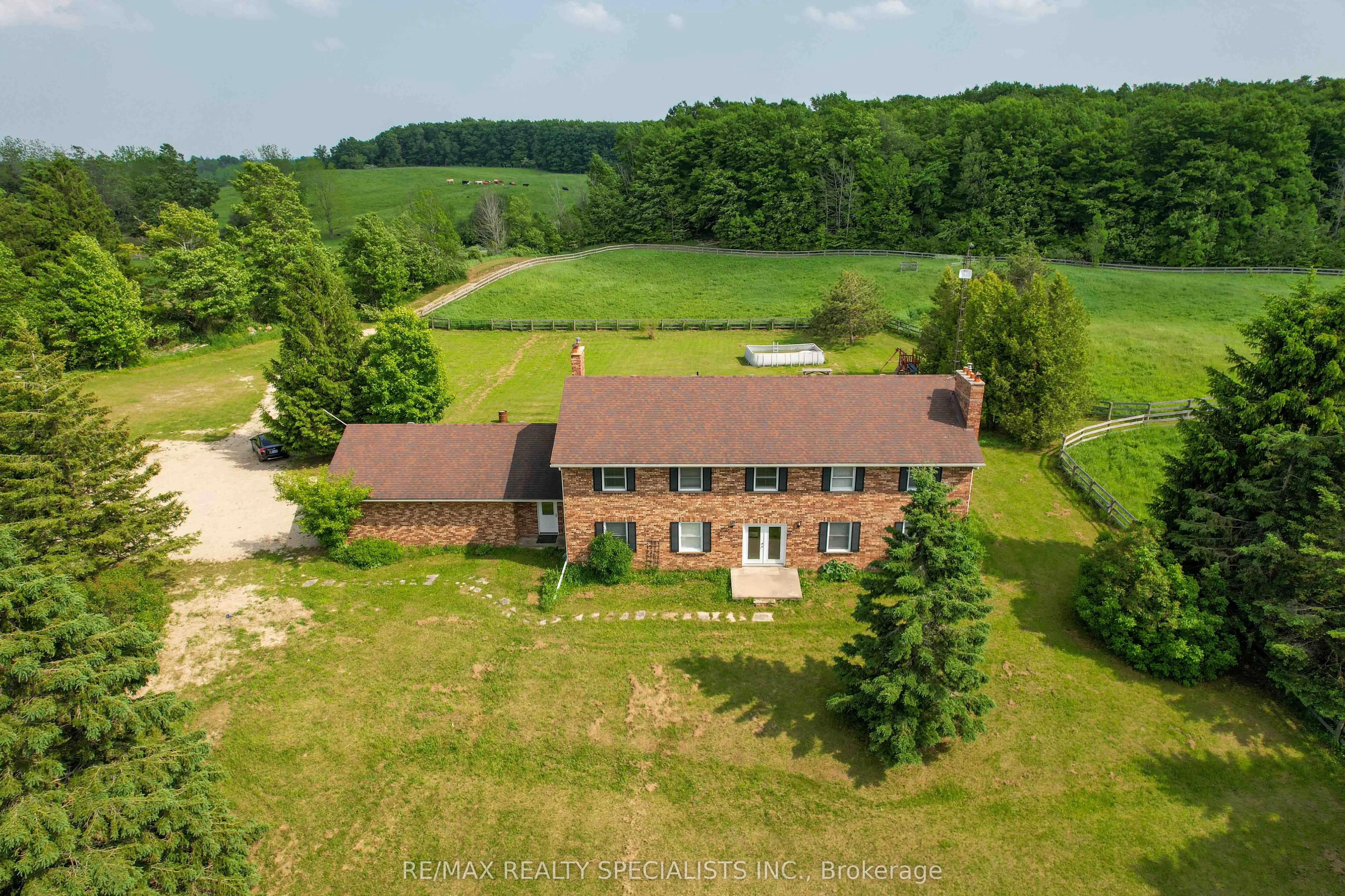 427194 25th Side Road