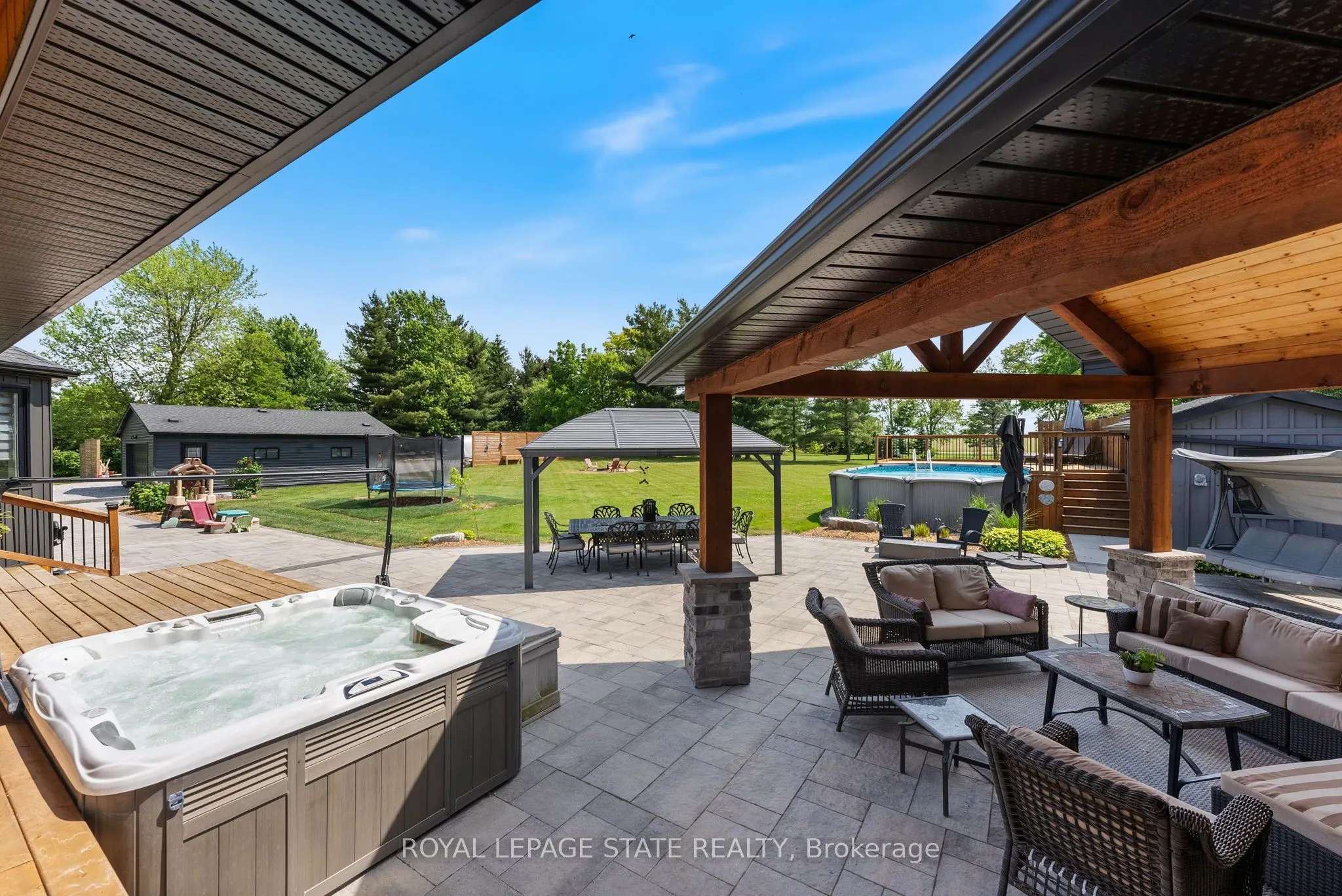 6251 Walkers Road