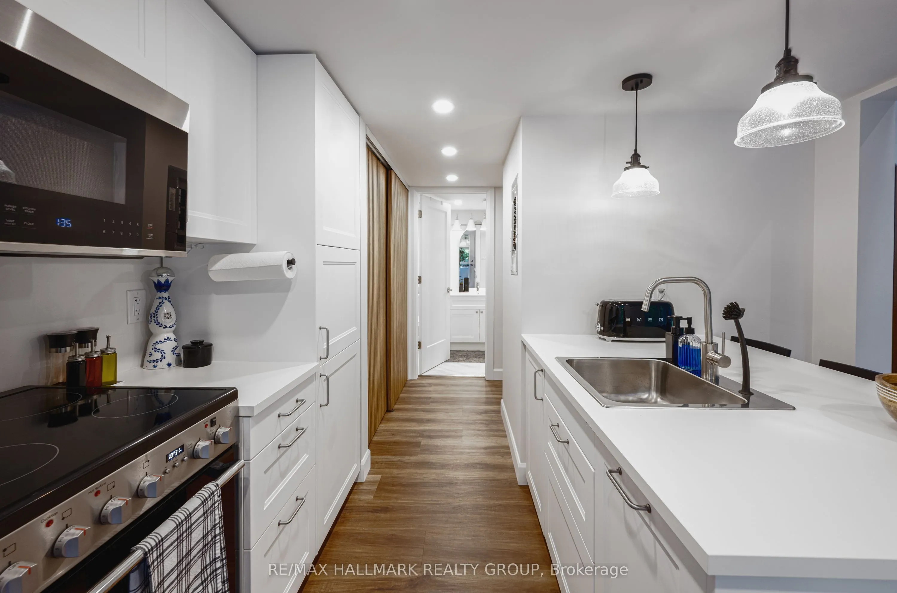 1431 Duchess Crescent