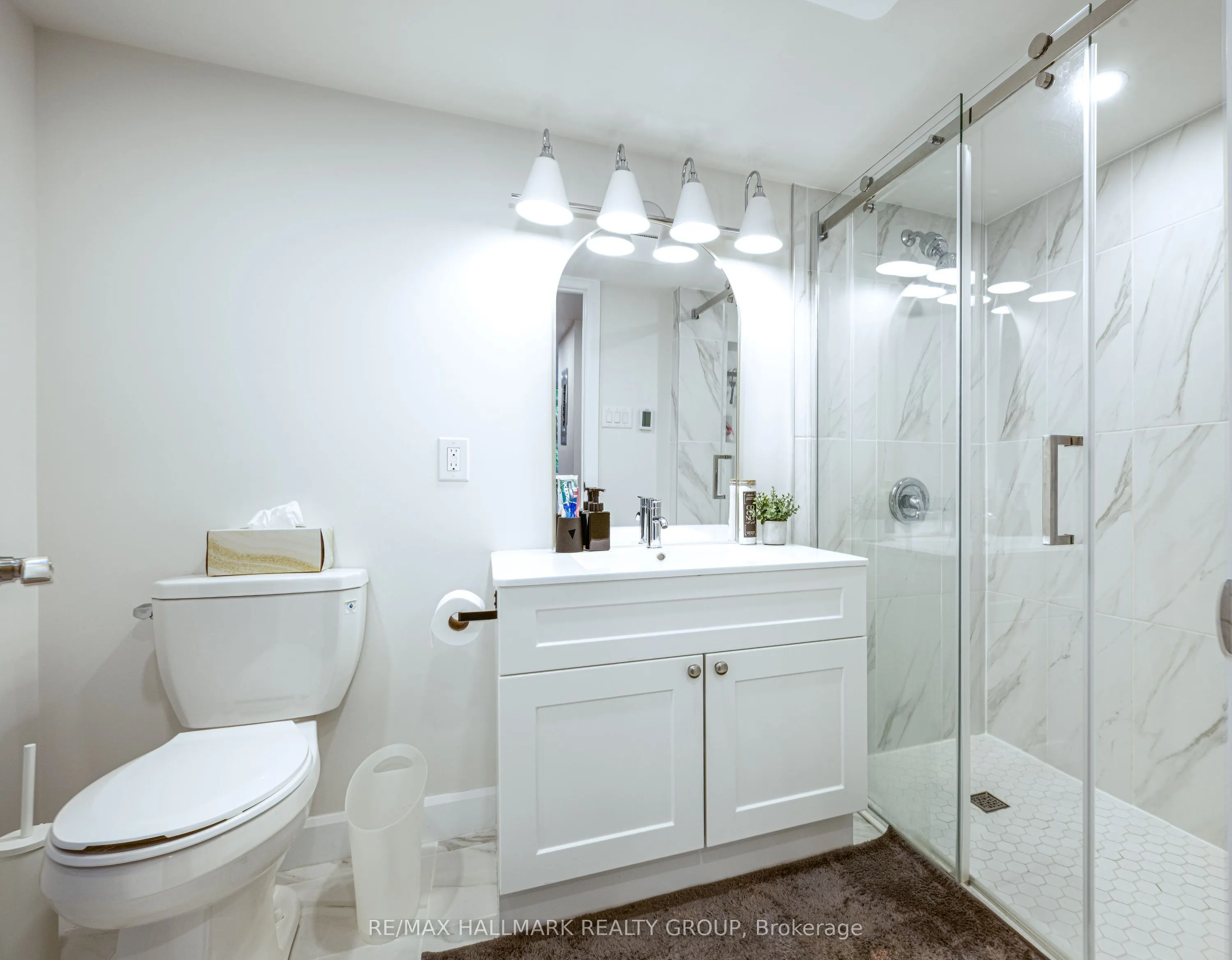 1431 Duchess Crescent