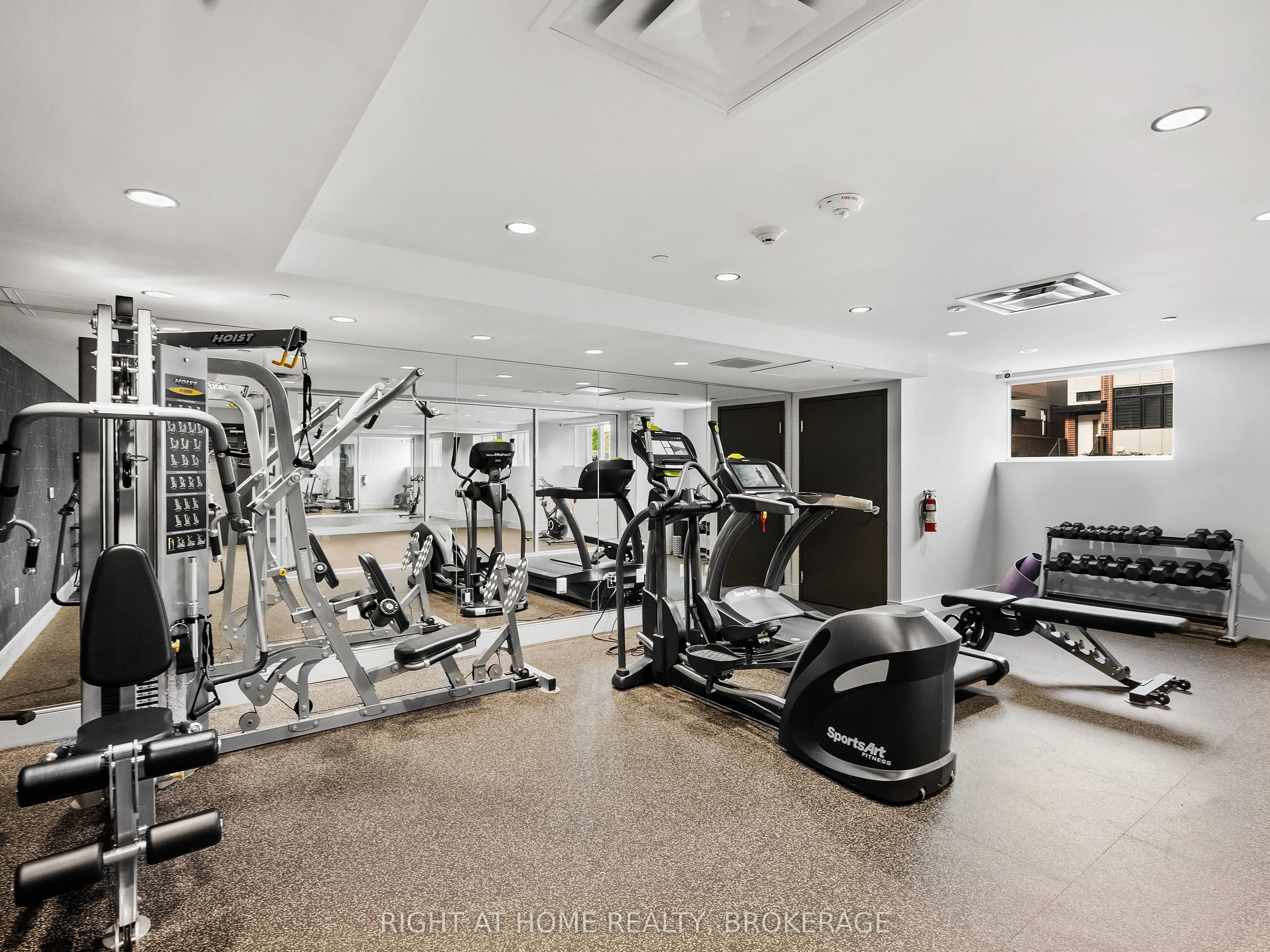 16 Markle Crescent, #503