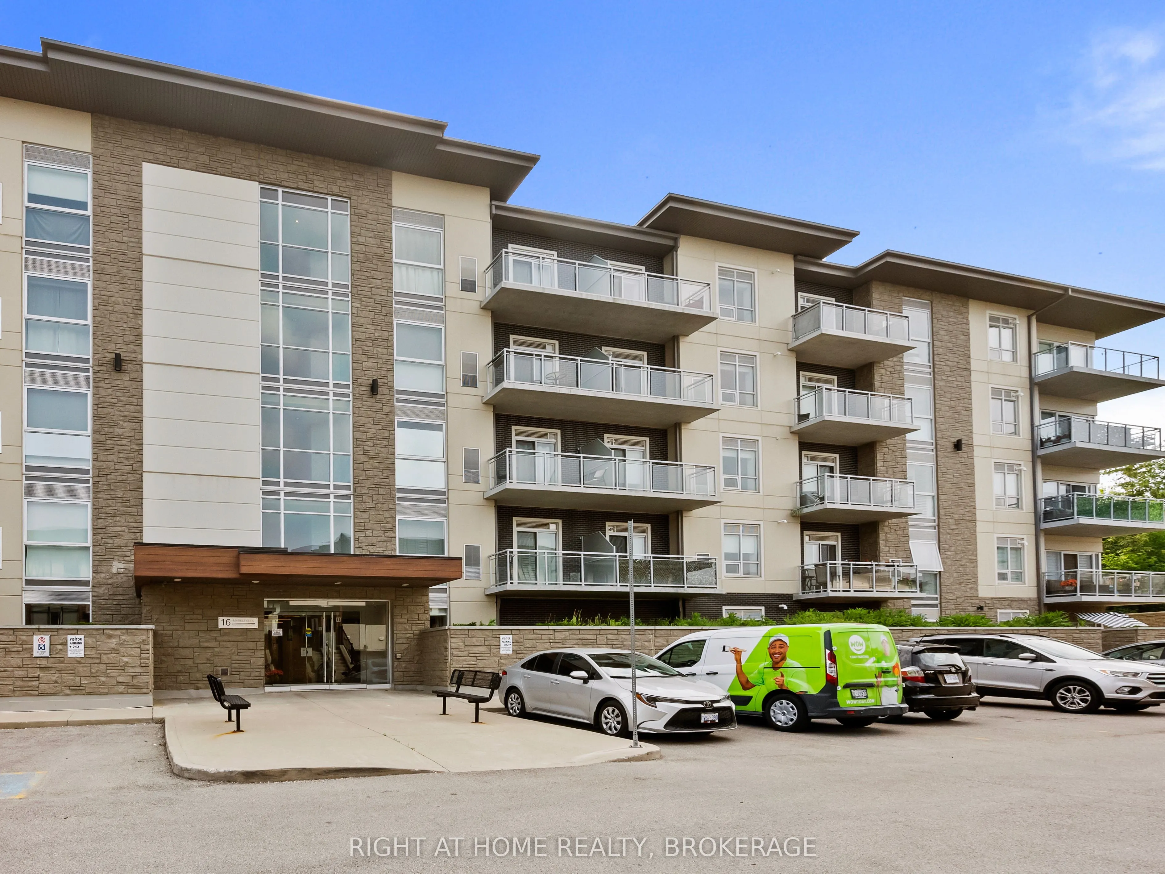 16 Markle Crescent, #503