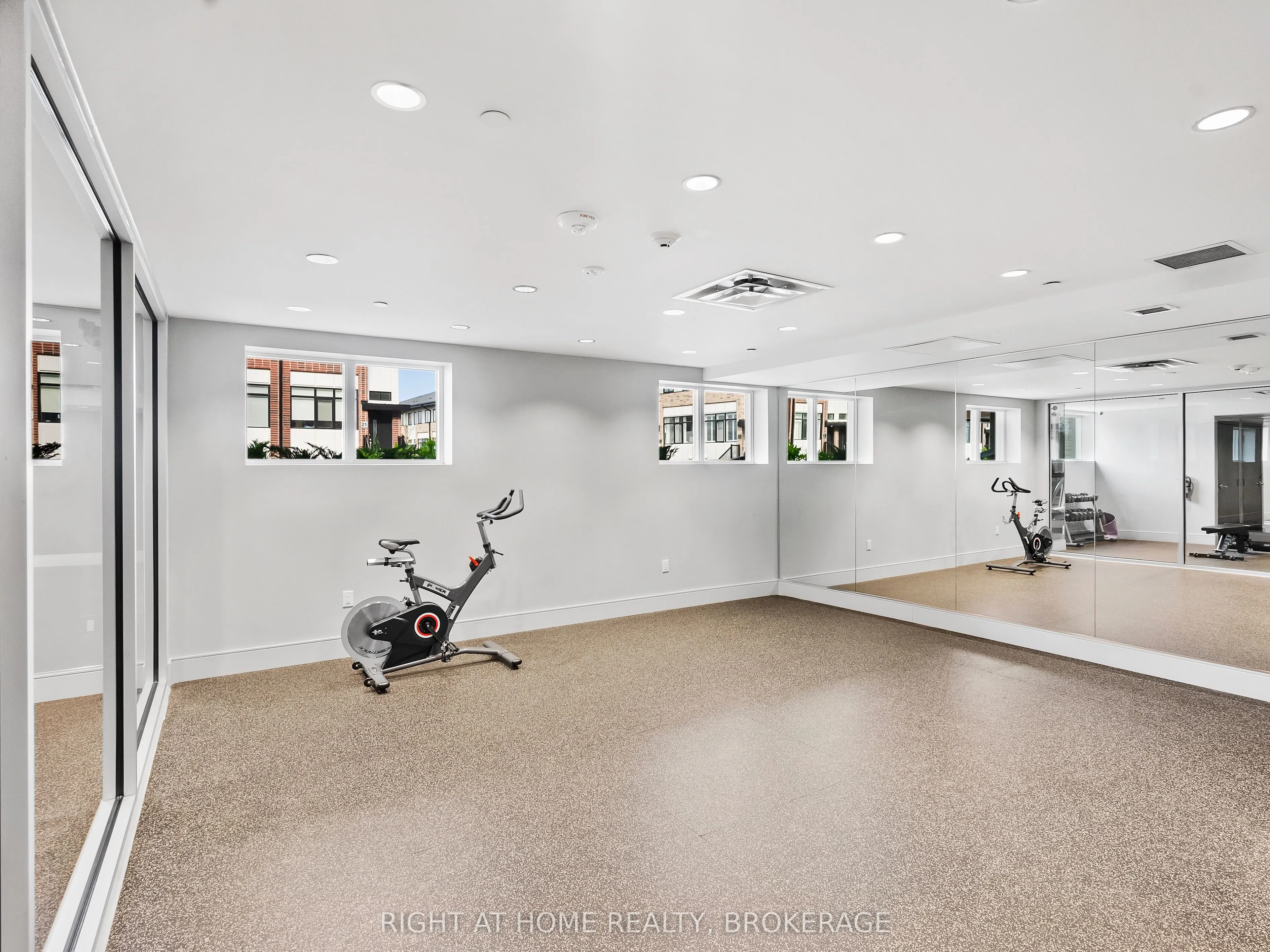 16 Markle Crescent, #503