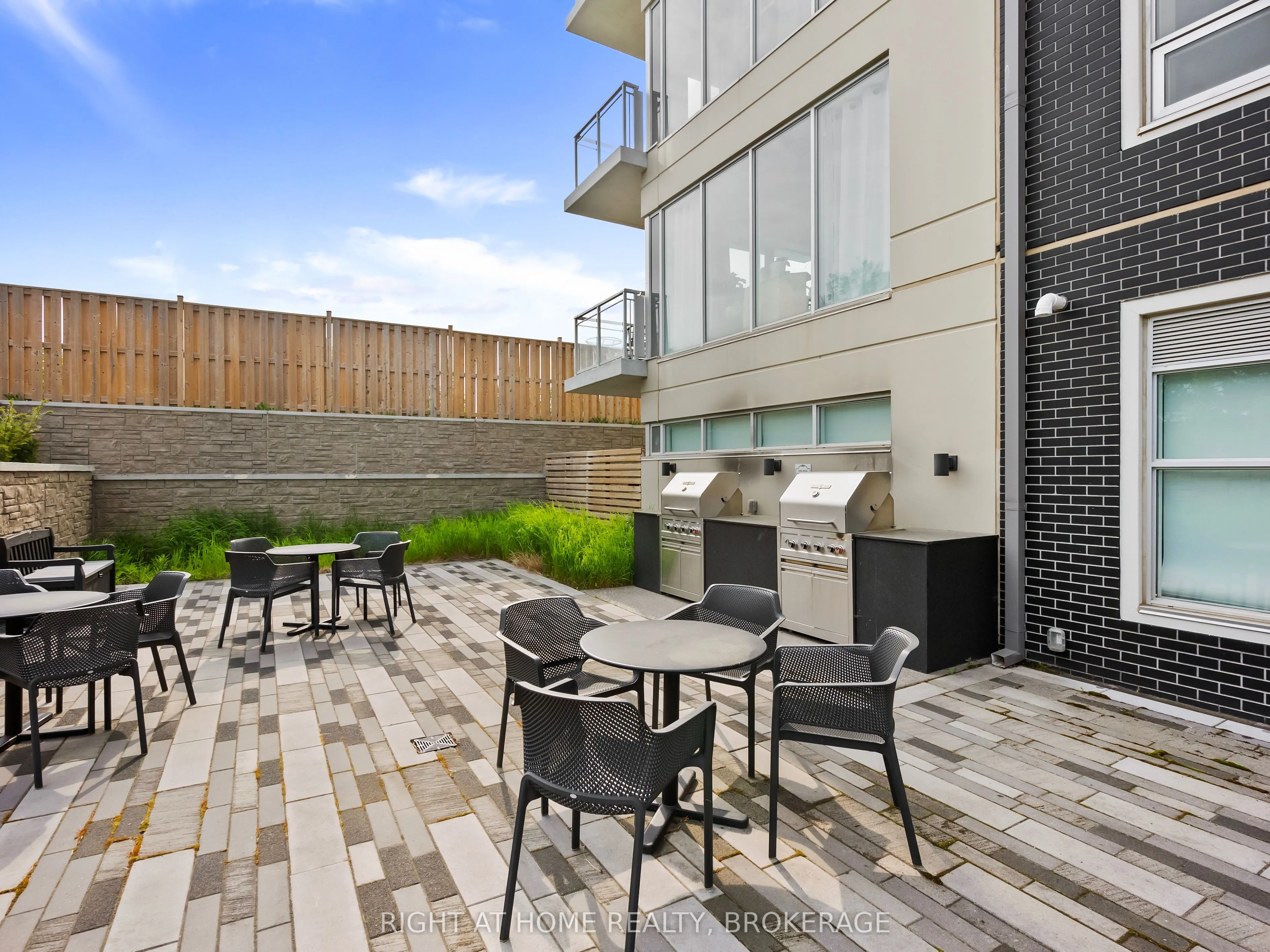 16 Markle Crescent, #503