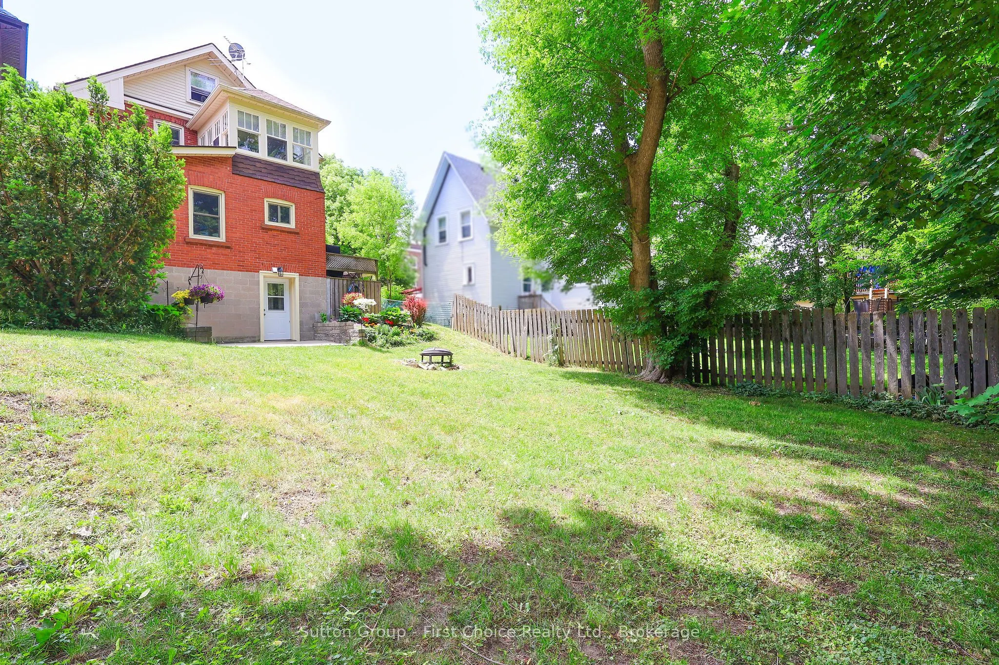 74 Cobourg Street