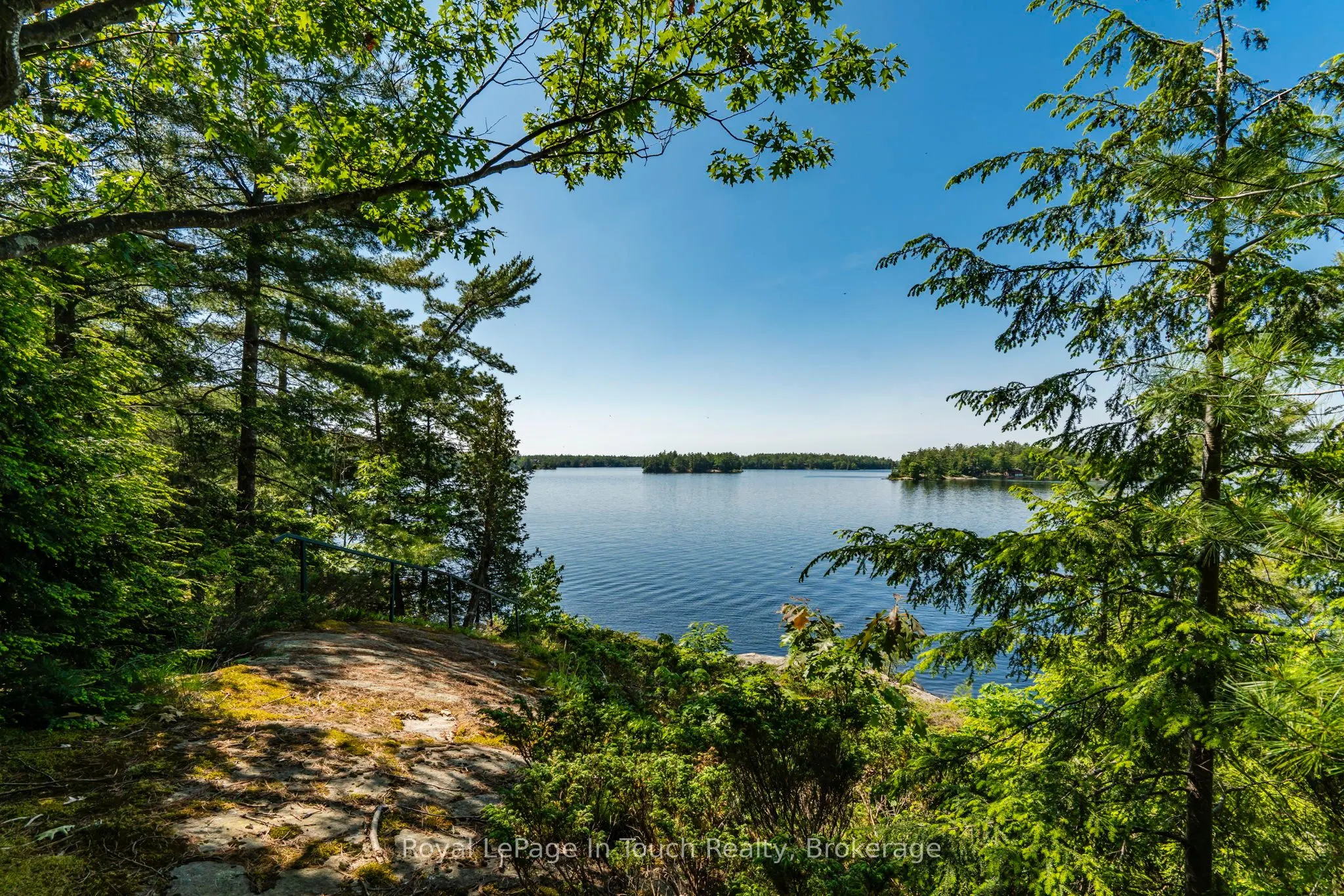 2 Is 270 Georgian Bay Island