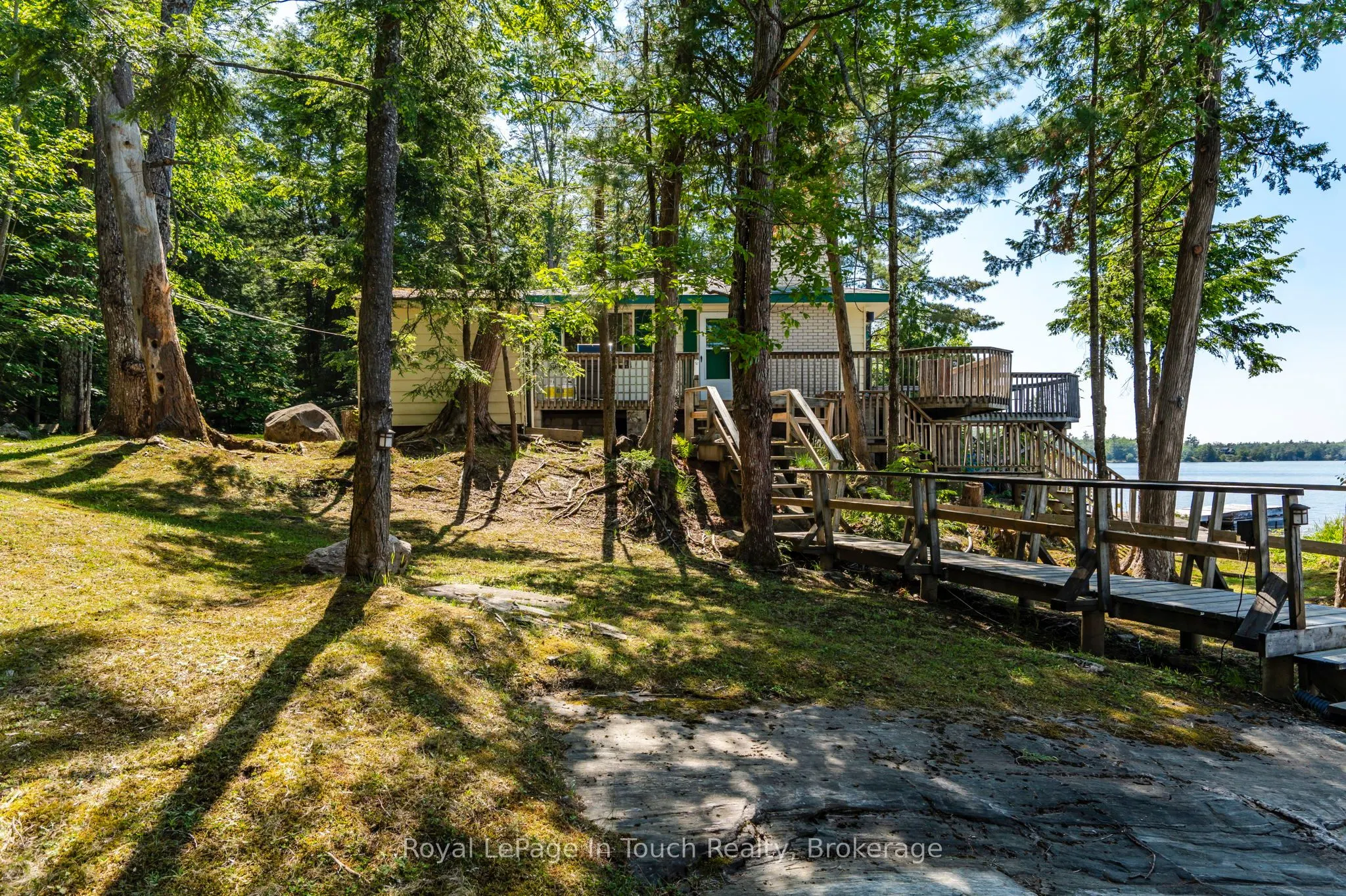 2 Is 270 Georgian Bay Island