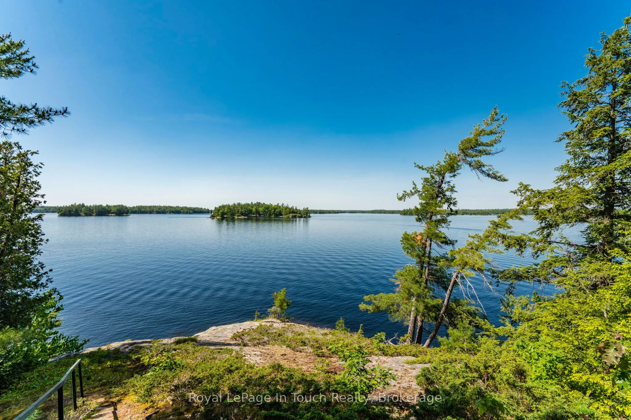2 Is 270 Georgian Bay Island