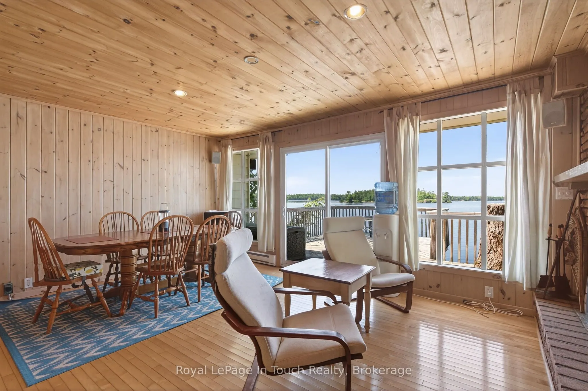 2 Is 270 Georgian Bay Island