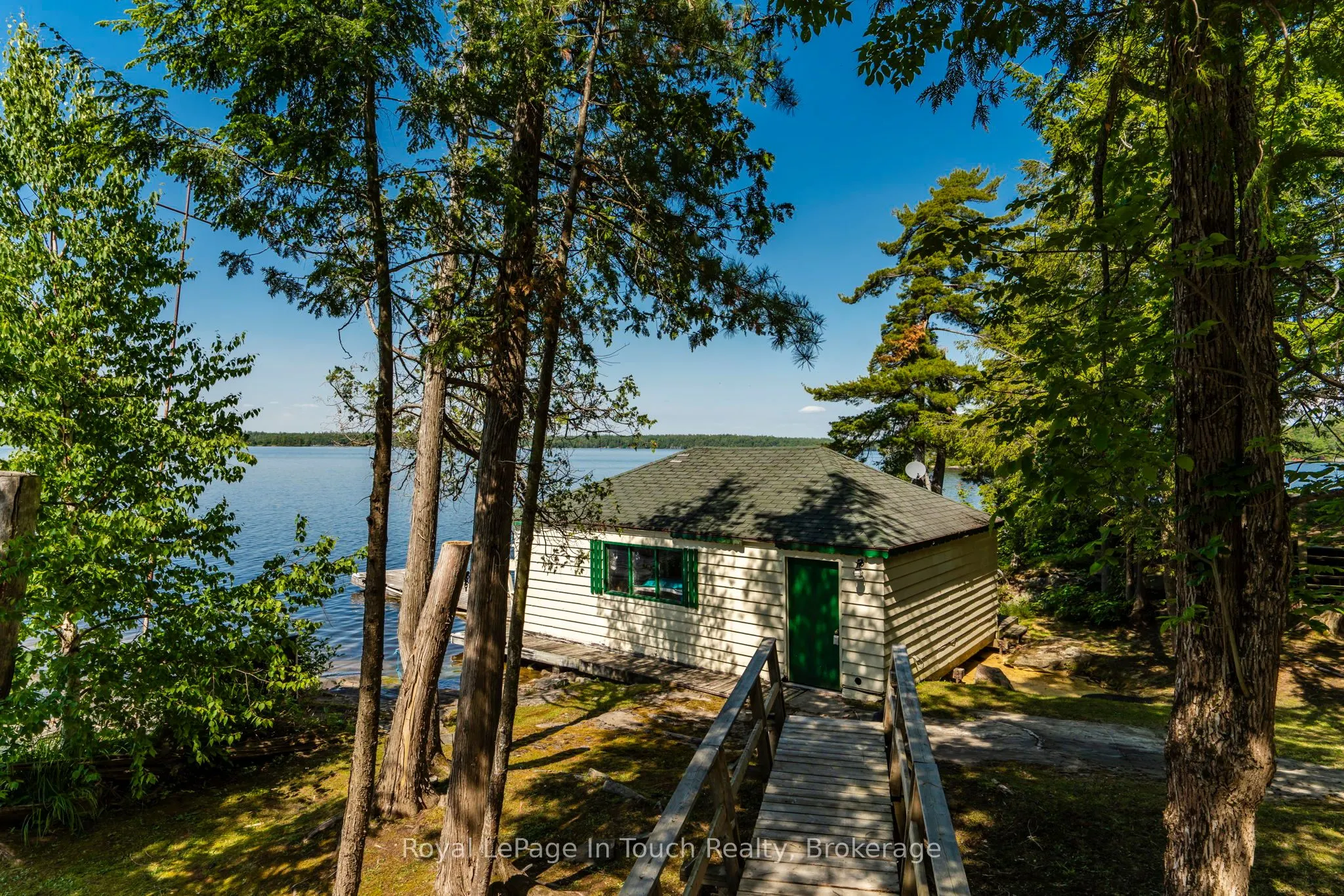 2 Is 270 Georgian Bay Island