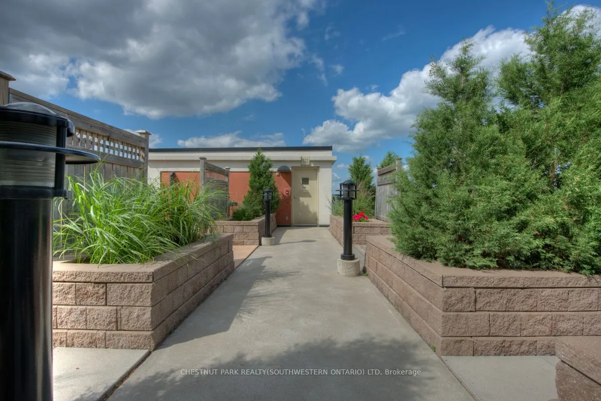 404 King Street W, #524