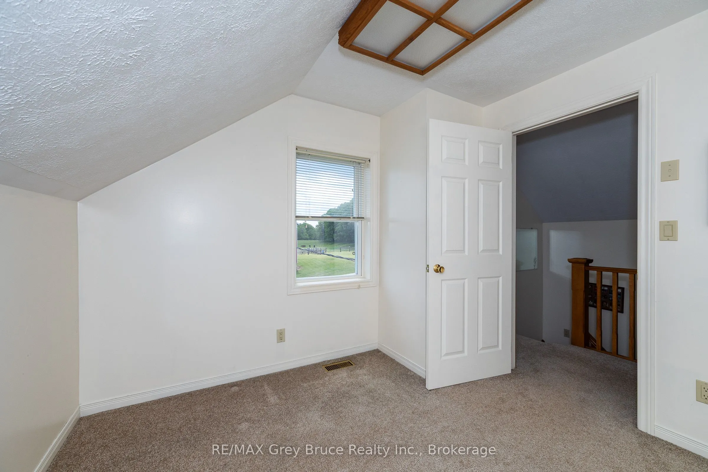 319144 Grey Road 1